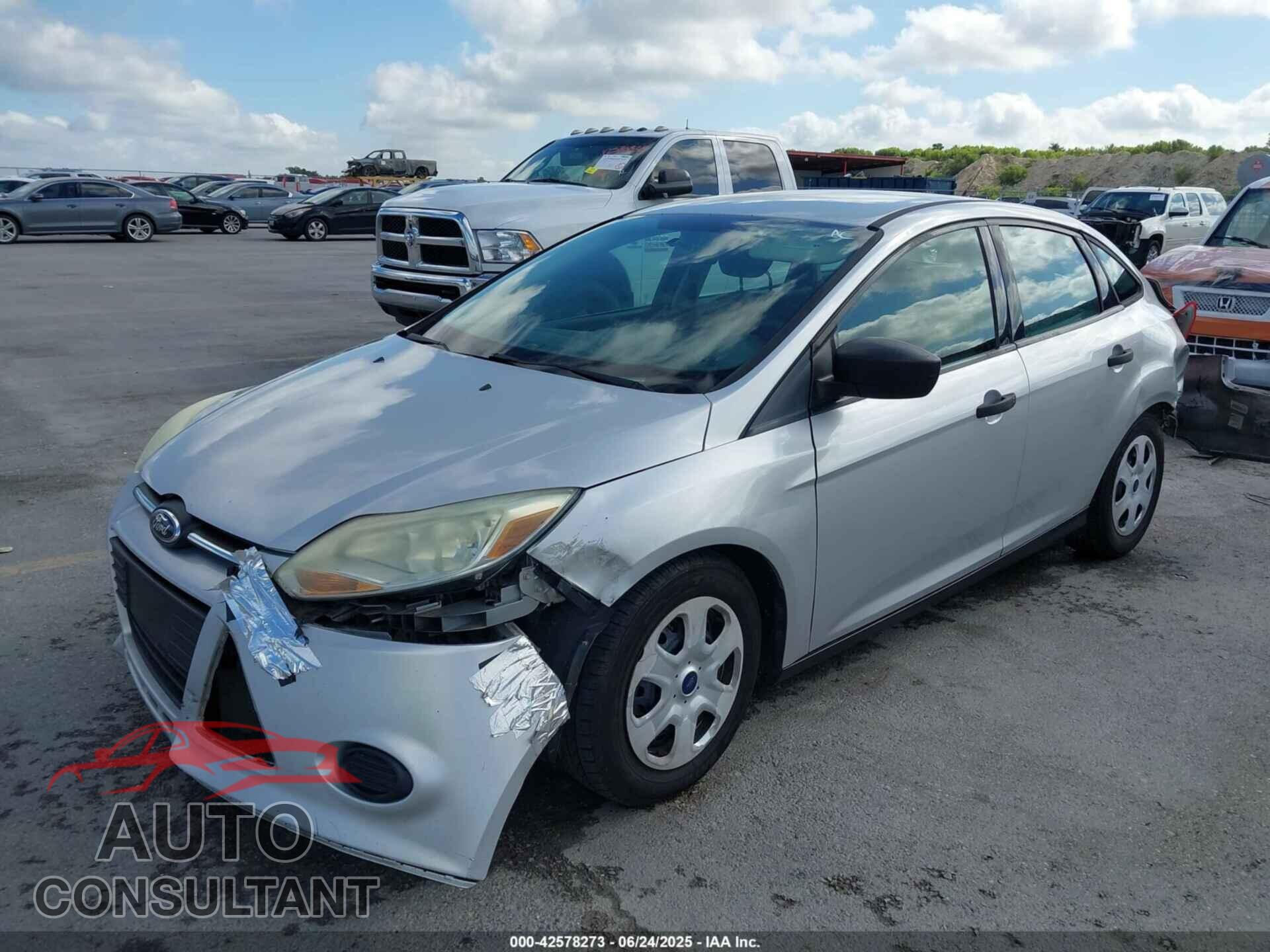 FORD FOCUS 2014 - 1FADP3E25EL406490