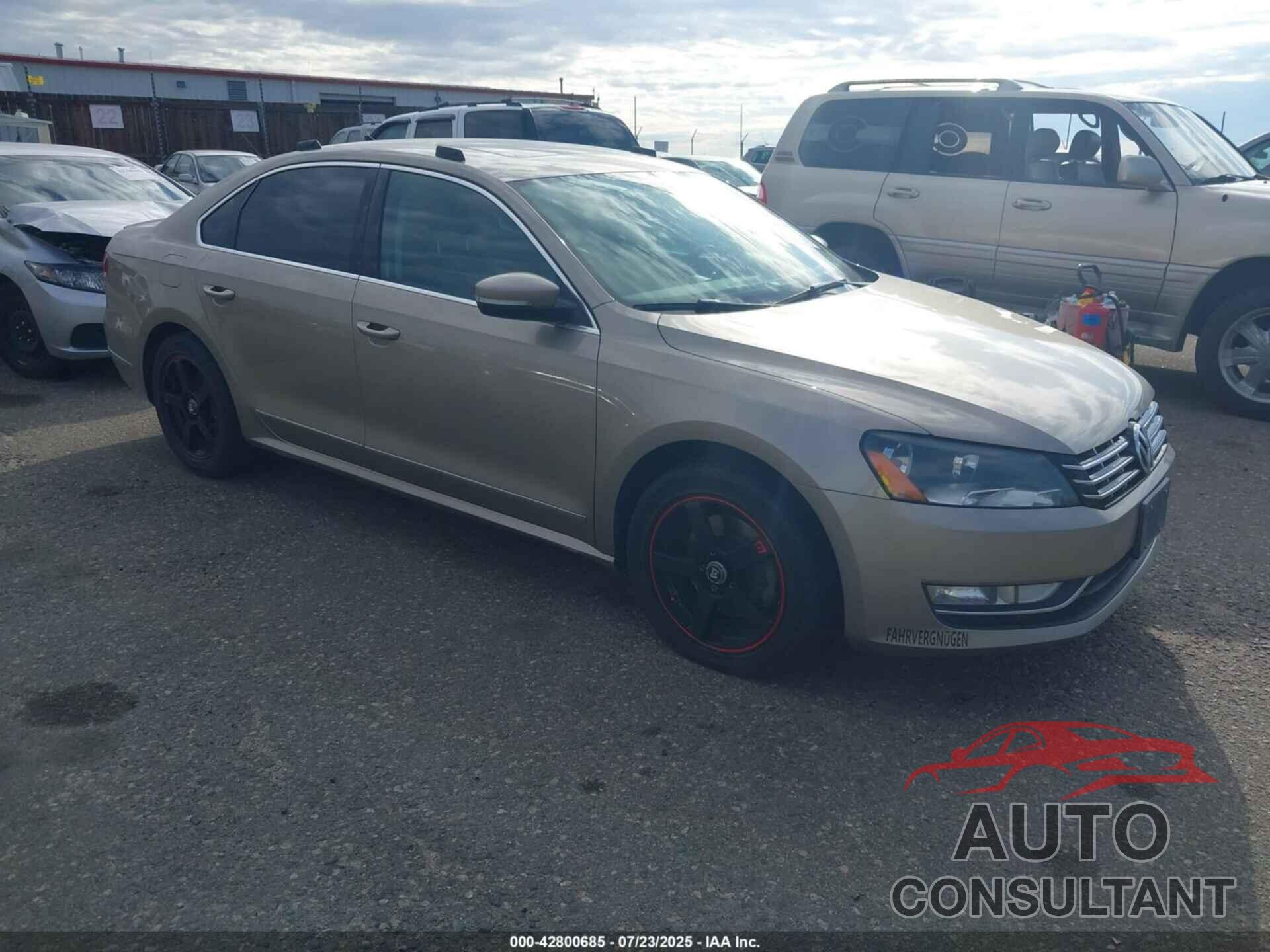 VOLKSWAGEN PASSAT 2015 - 1VWCV7A39FC067247