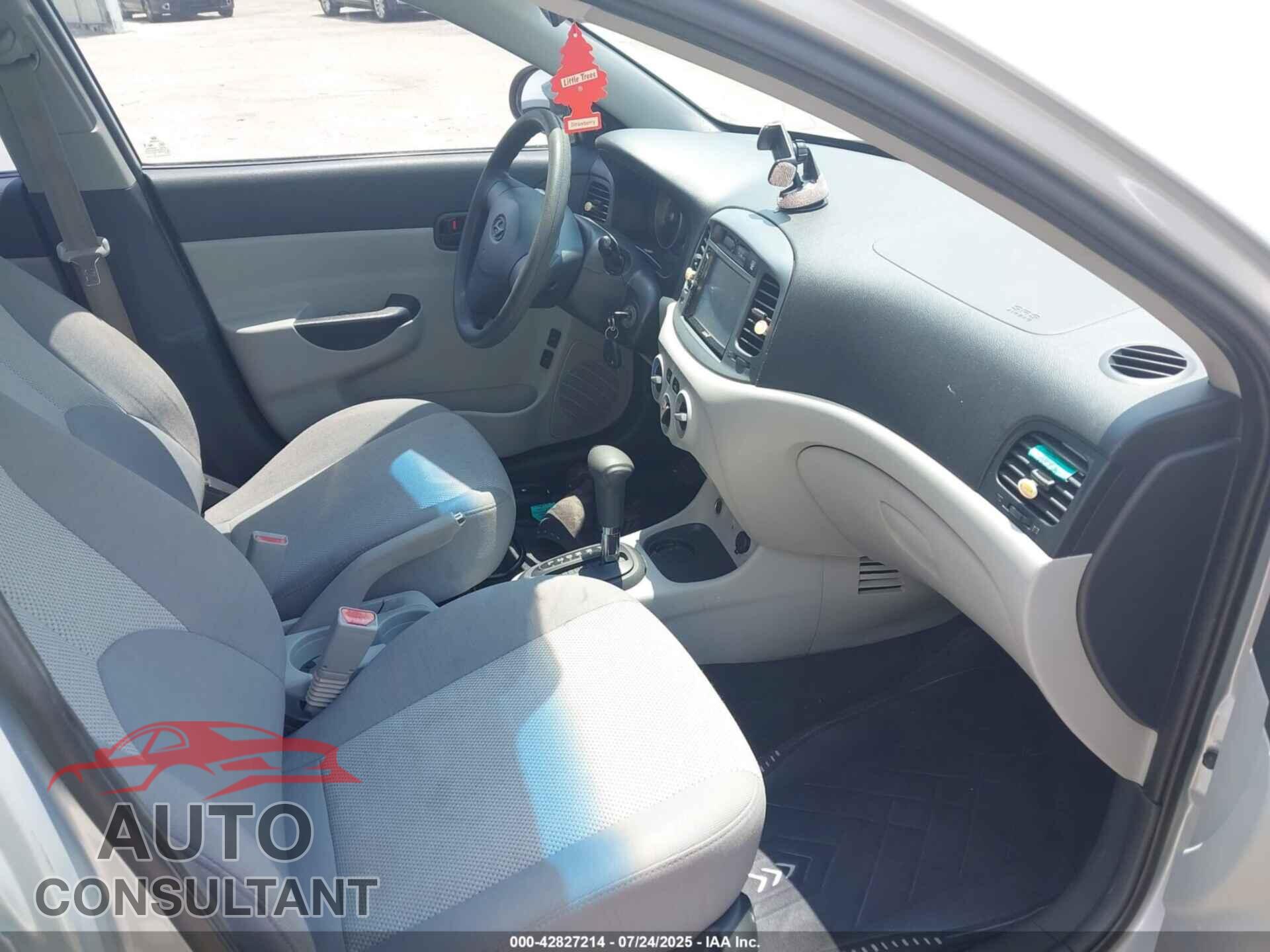 HYUNDAI ACCENT 2009 - KMHCN46C79U291699