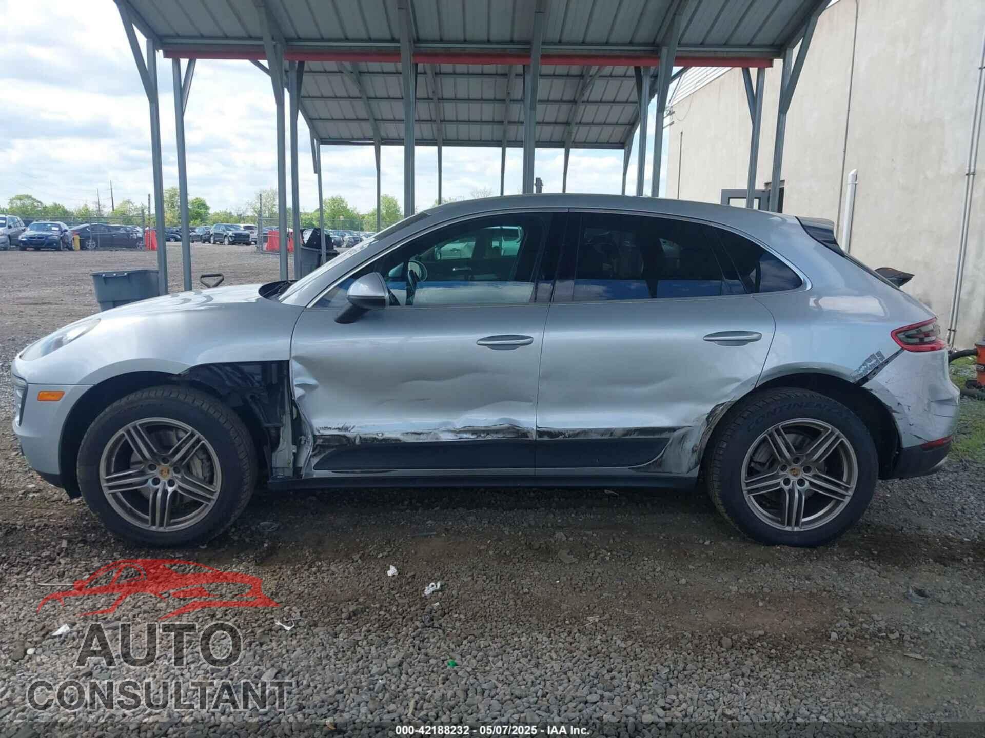 PORSCHE MACAN 2015 - WP1AB2A51FLB59359
