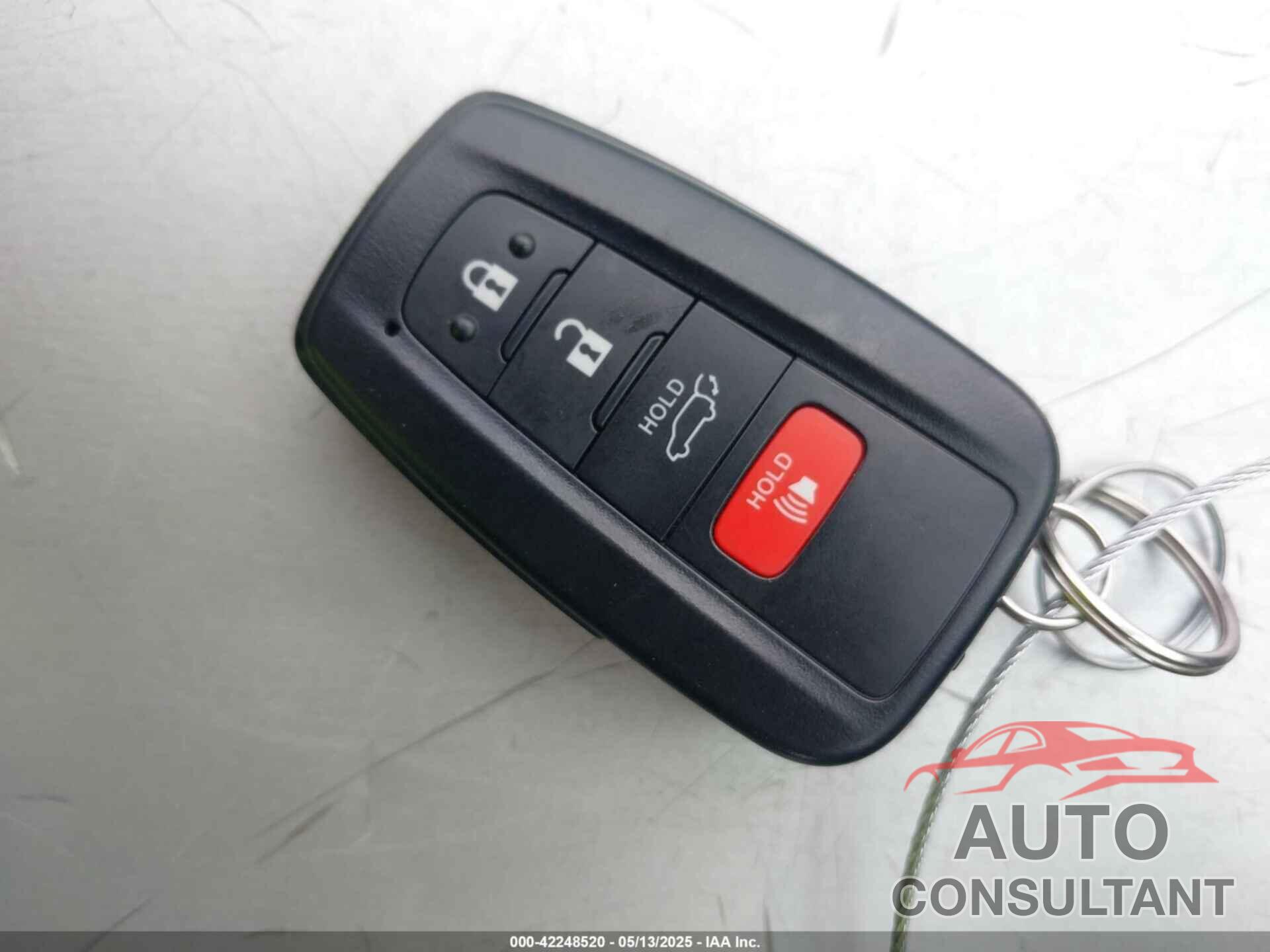 TOYOTA RAV4 2022 - 2T3P1RFV6NW315780