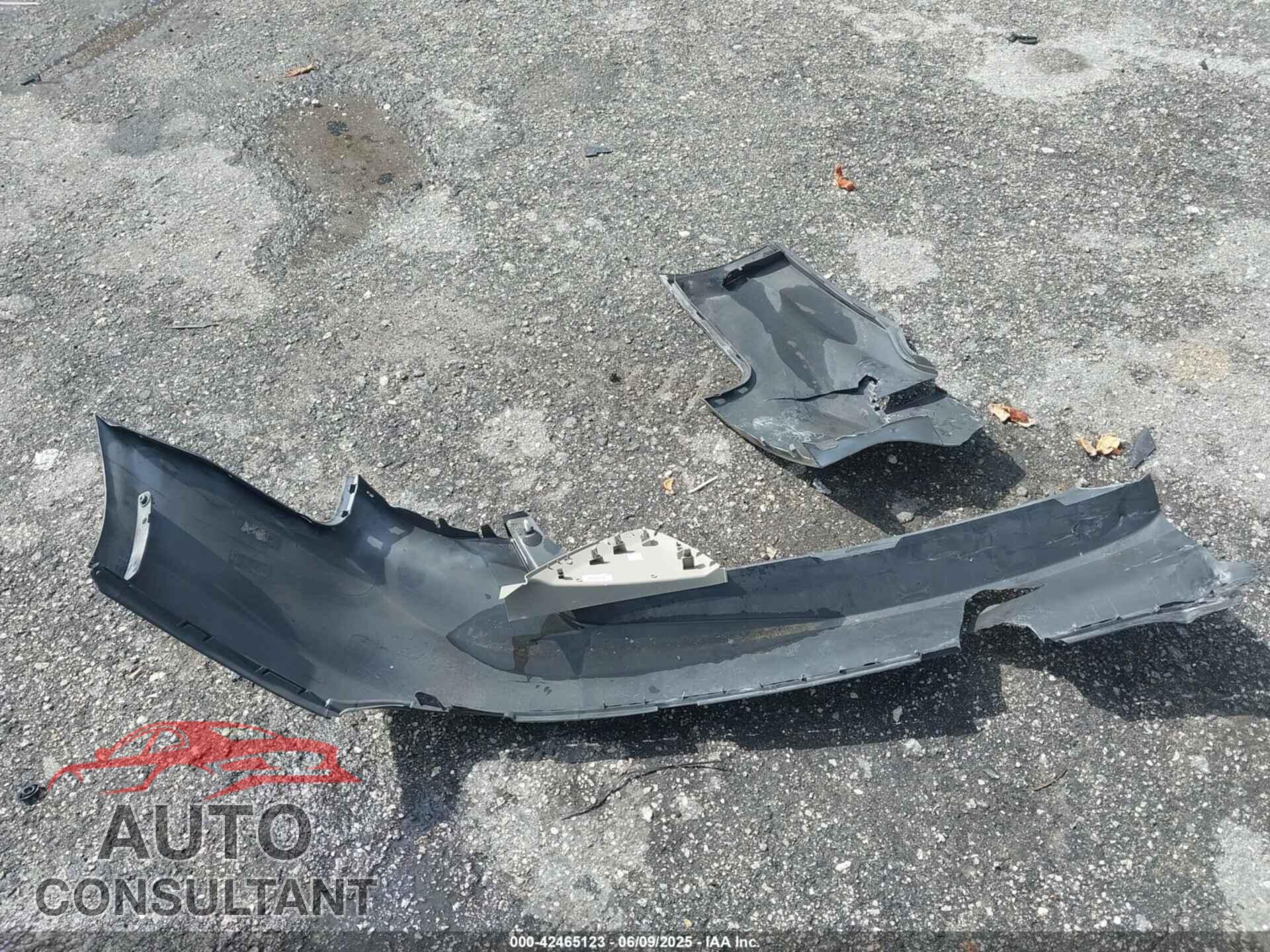 FORD FOCUS 2013 - 1FADP3F28DL217636