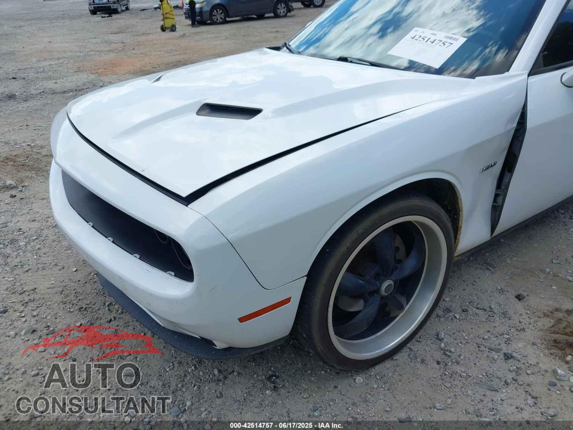 DODGE CHALLENGER 2015 - 2C3CDZAT7FH707166