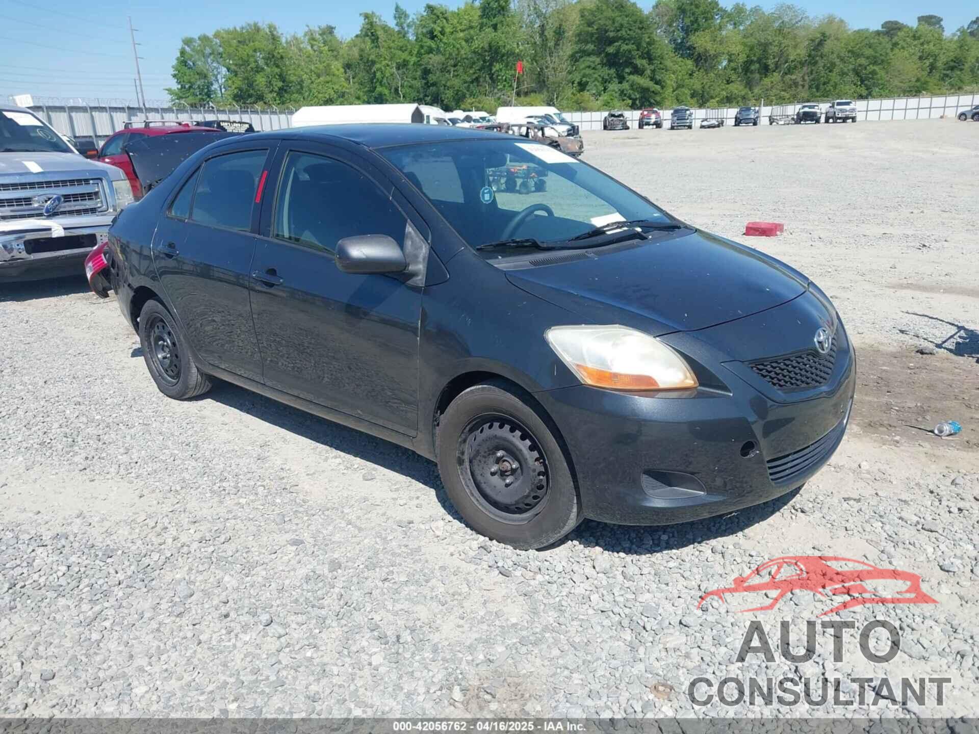 TOYOTA YARIS 2009 - JTDBT903X94057262
