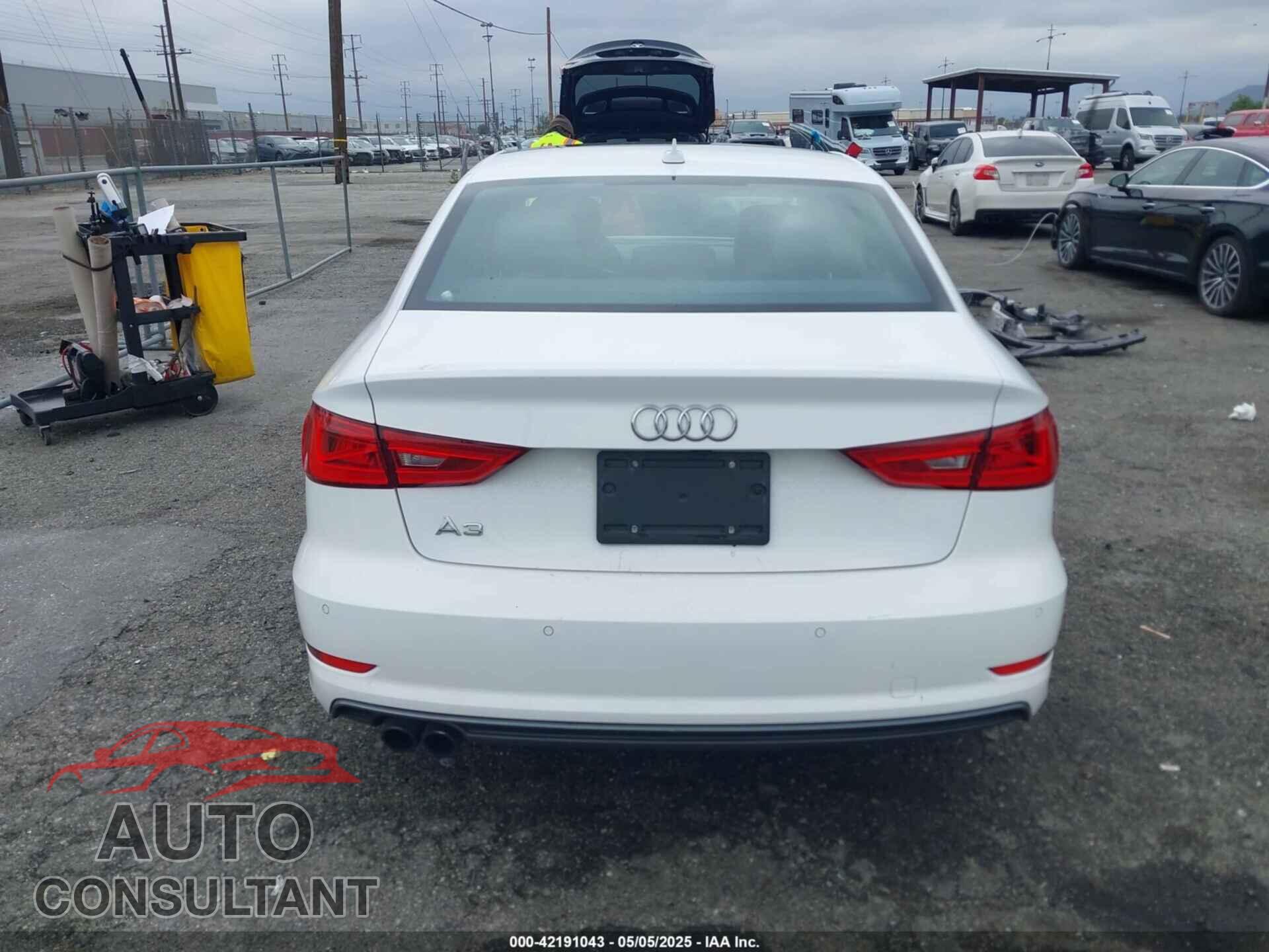 AUDI A3 2016 - WAUA7GFF4G1117537