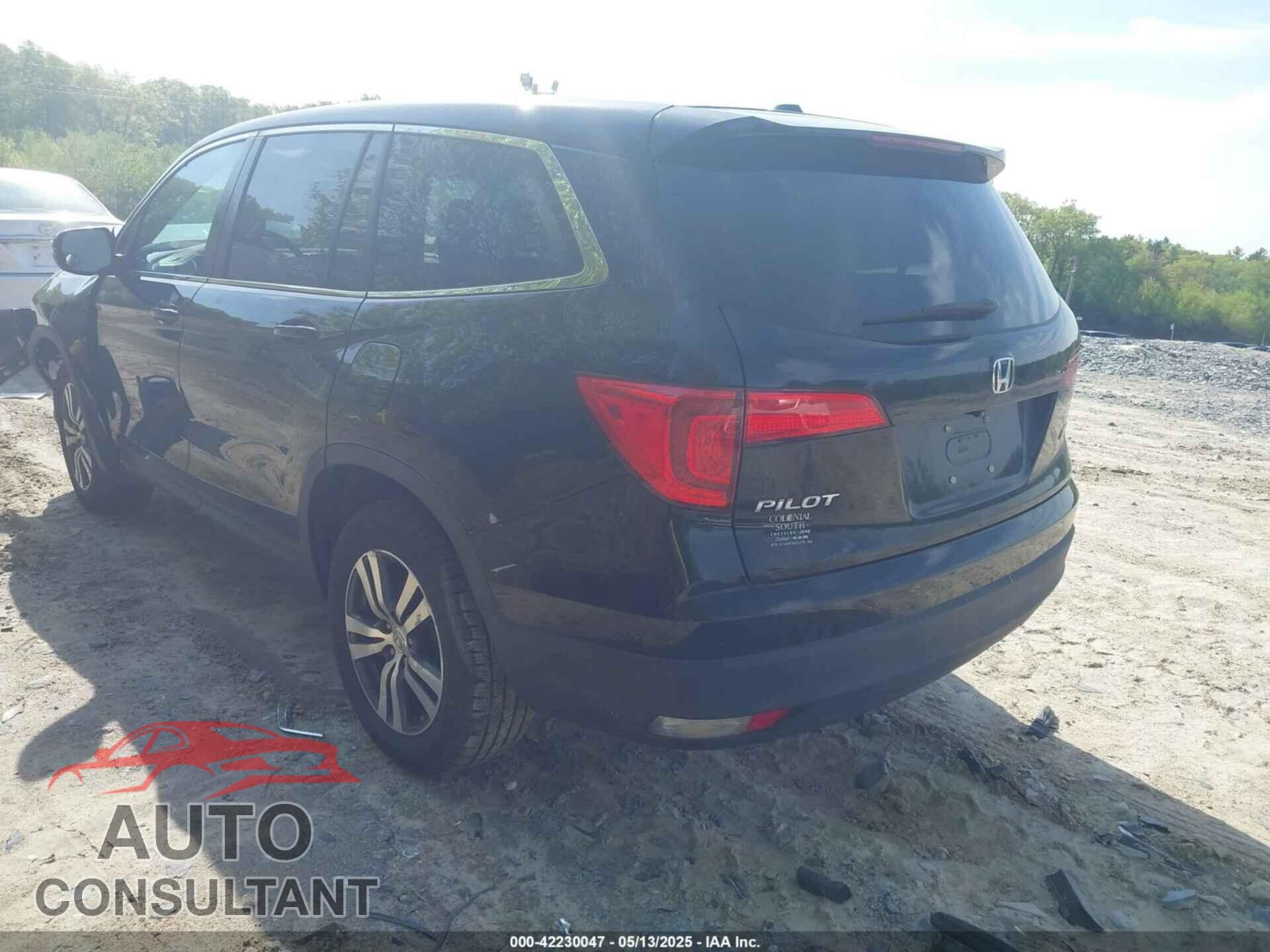 HONDA PILOT 2017 - 5FNYF6H55HB010797
