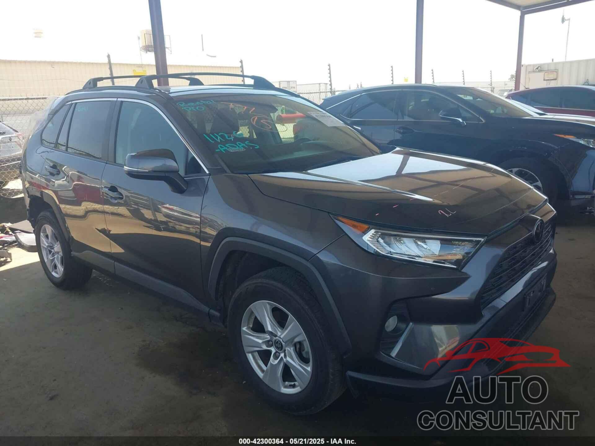 TOYOTA RAV4 2021 - 2T3W1RFV8MW137252