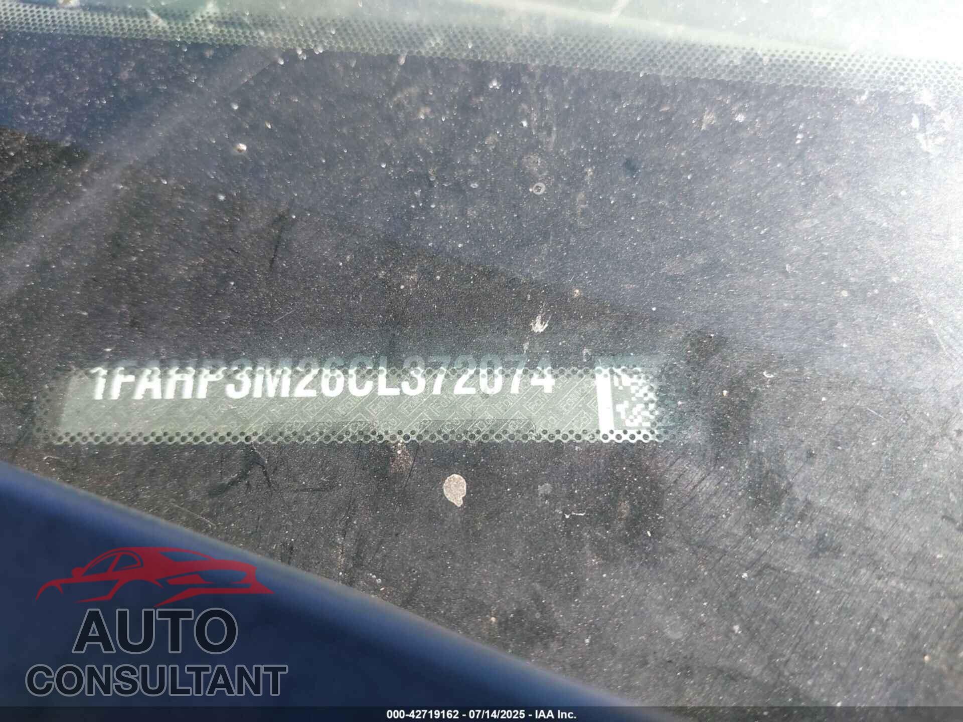 FORD FOCUS 2012 - 1FAHP3M26CL372074