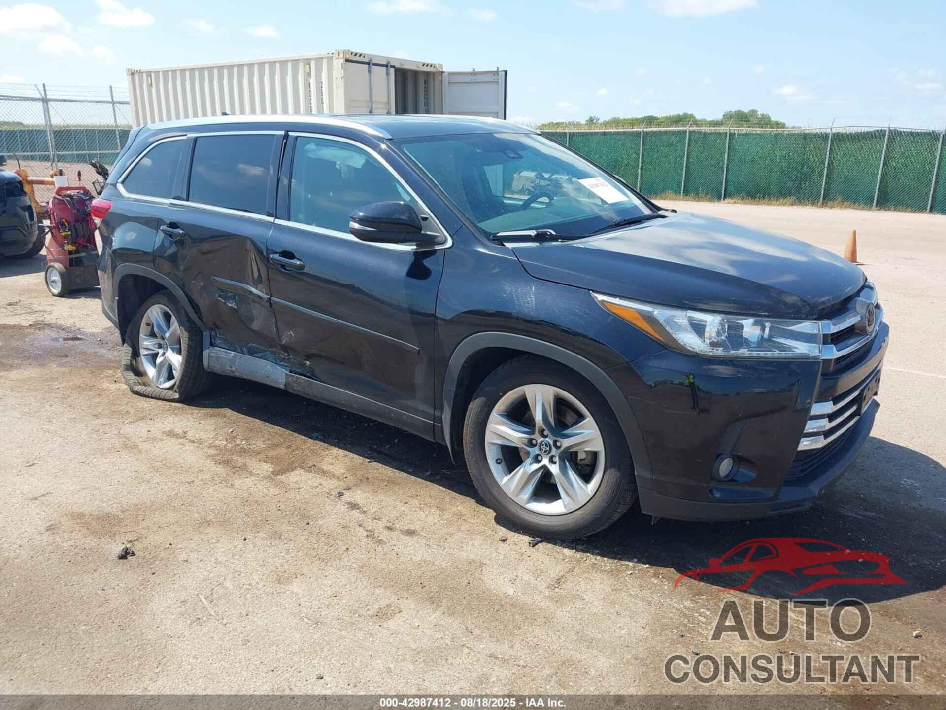 TOYOTA HIGHLANDER 2018 - 5TDDZRFH0JS905586