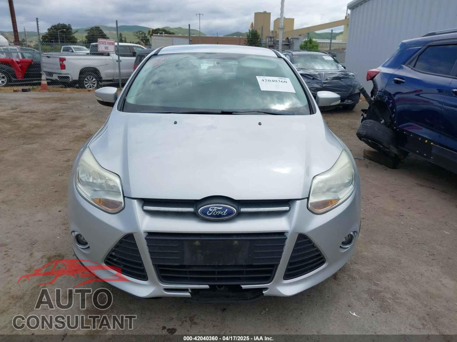 FORD FOCUS 2013 - 1FADP3K23DL376098