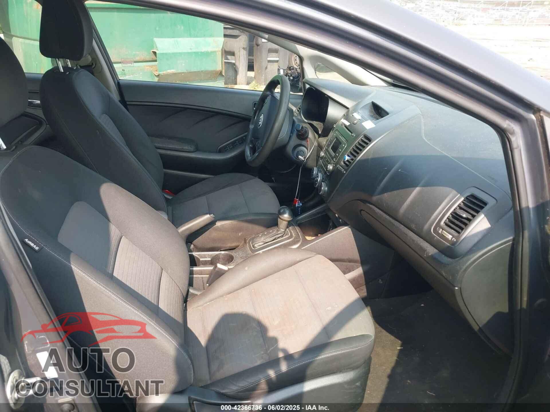 KIA FORTE 2014 - KNAFX4A60E5140444