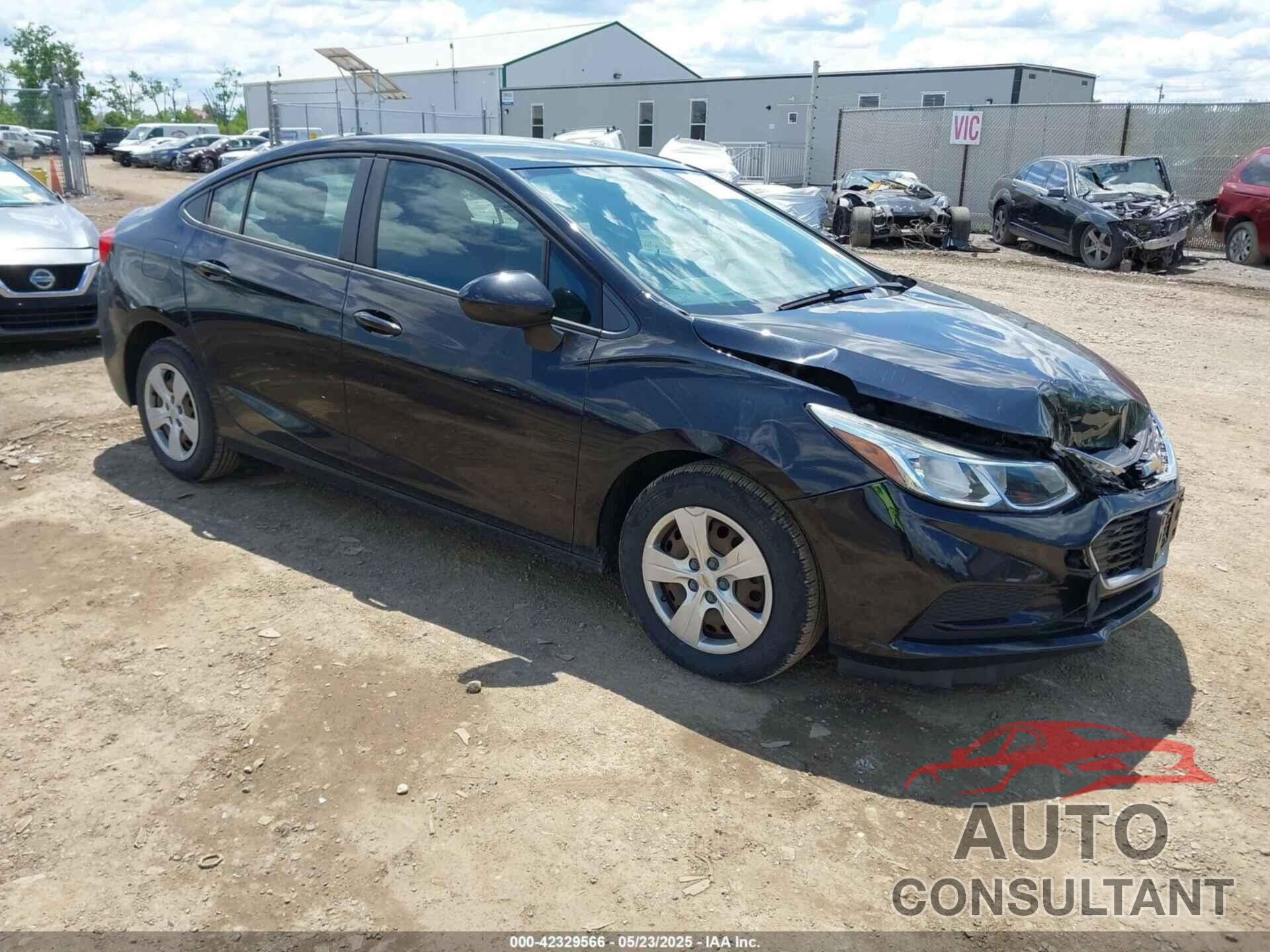 CHEVROLET CRUZE 2018 - 1G1BC5SM9J7226861