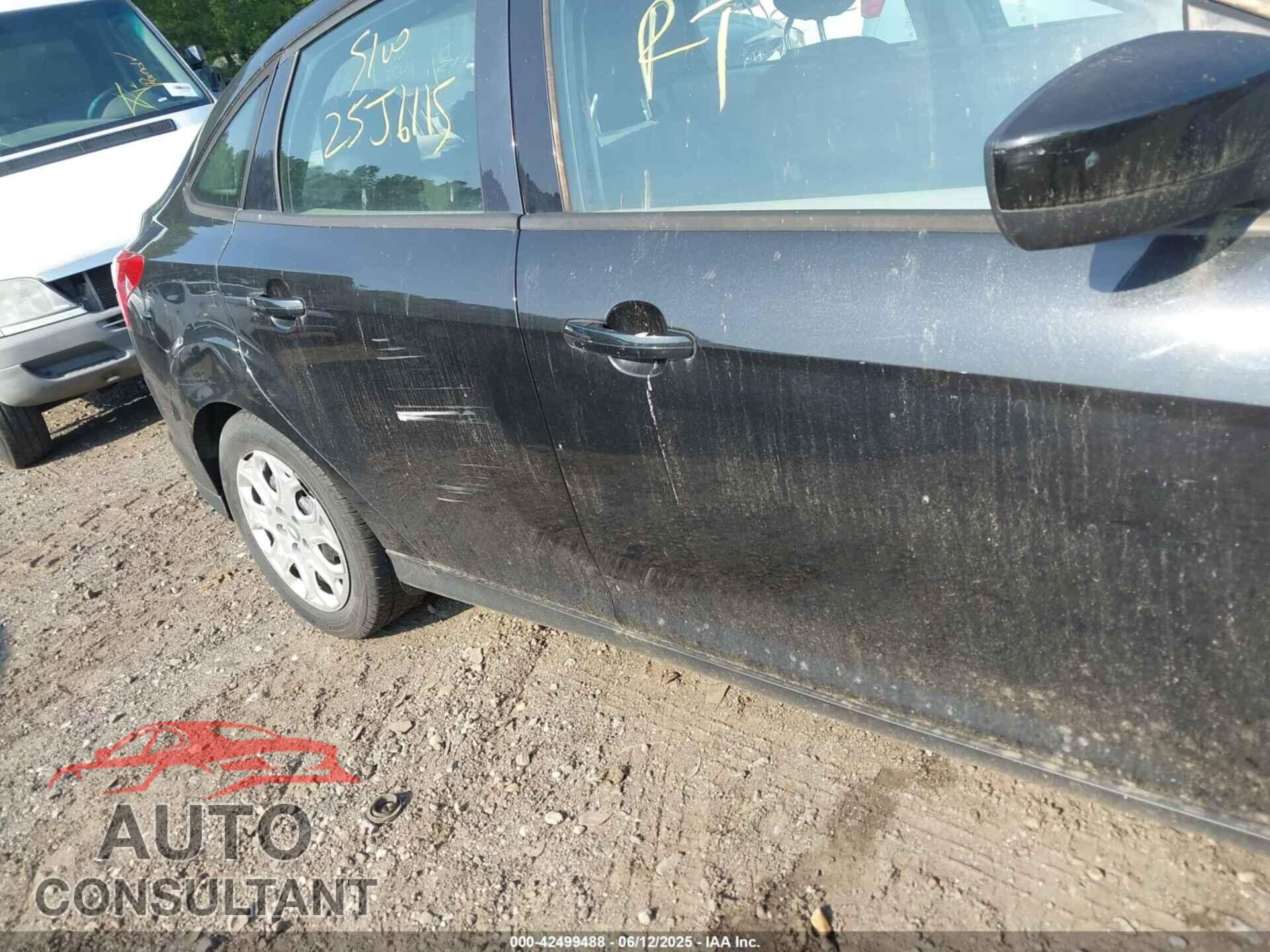 FORD FOCUS 2012 - 1FAHP3F28CL114345