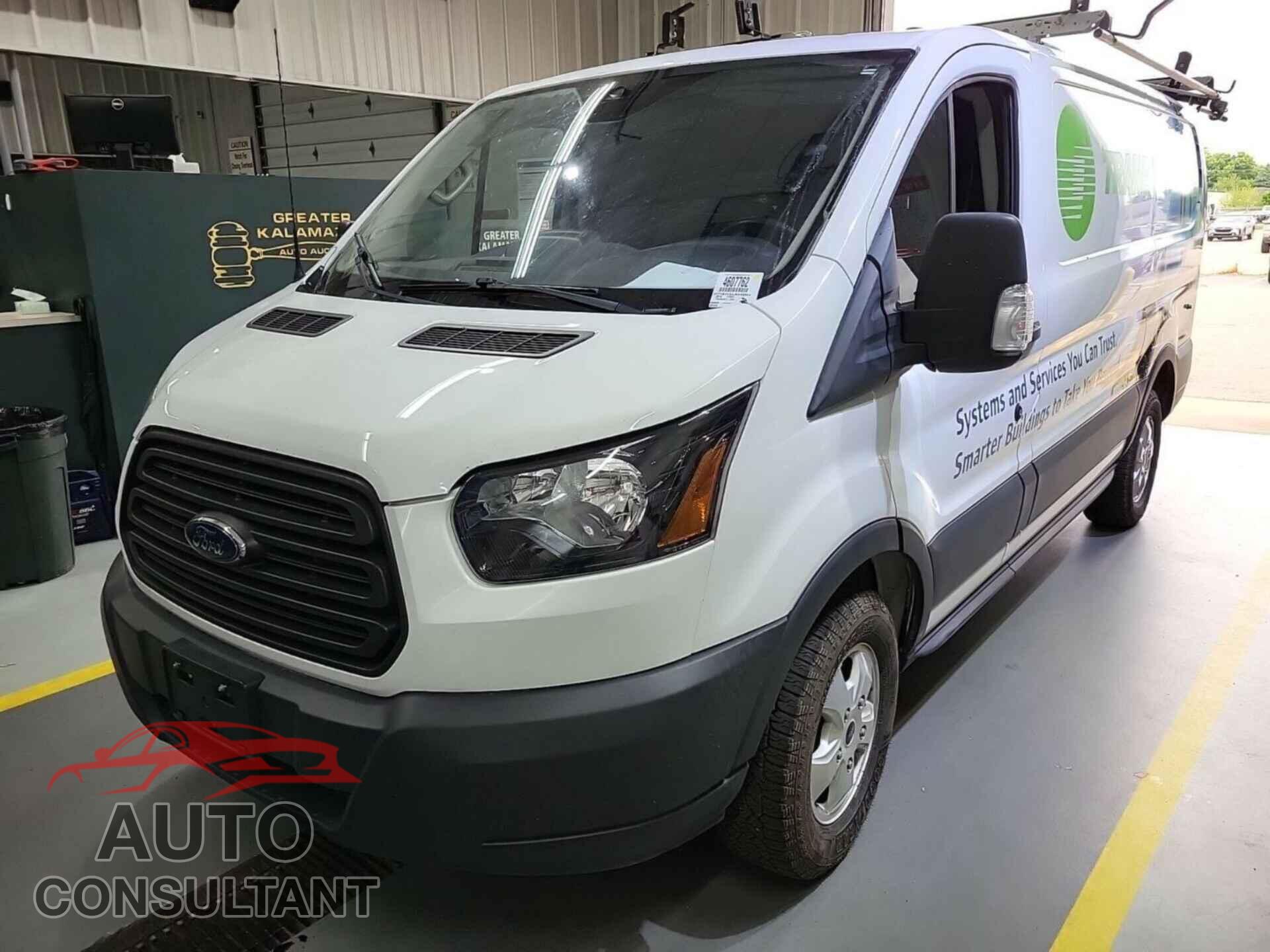FORD TRANSIT 2018 - 1FTYR1YG4JKB43944
