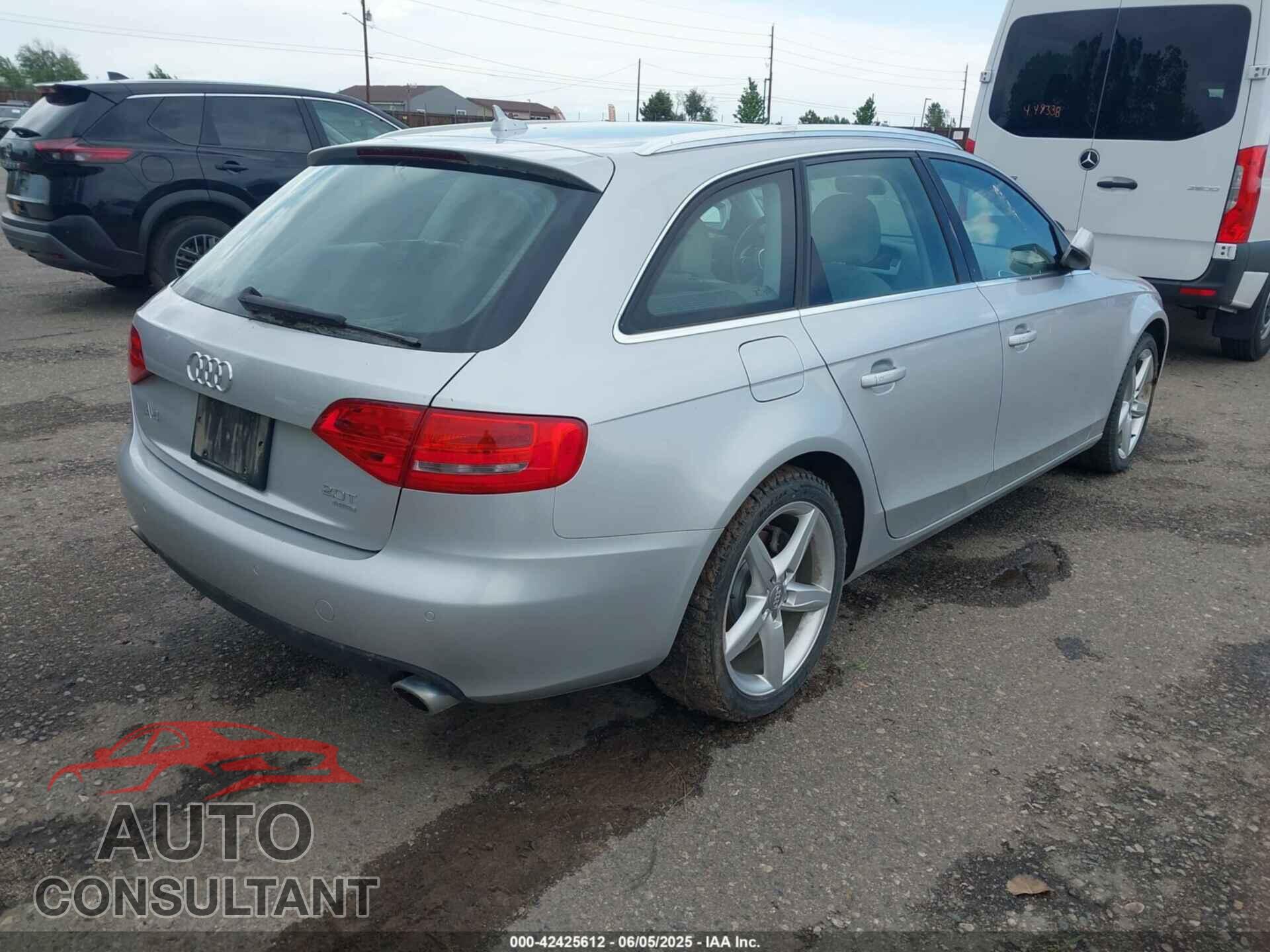AUDI A4 2011 - WAUWFAFL6BA109332