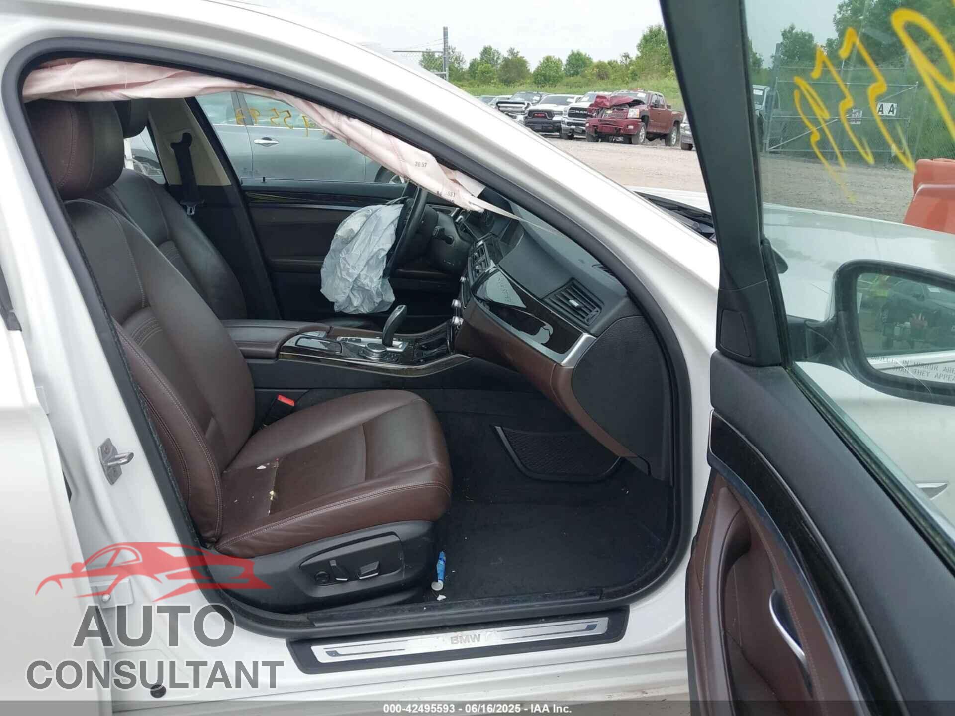 BMW 528I 2015 - WBA5A7C58FD627577
