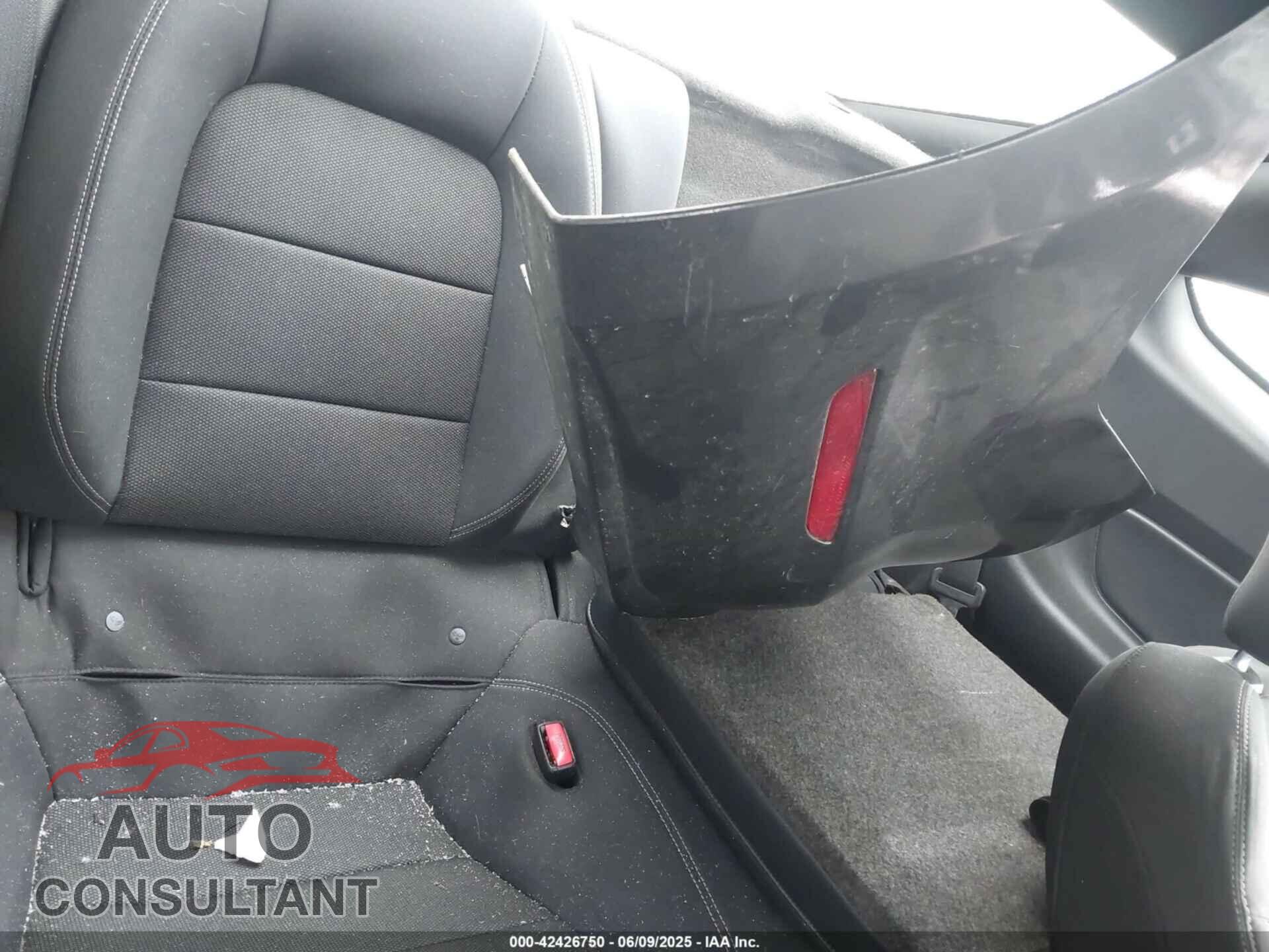 FORD MUSTANG 2015 - 1FA6P8AM7F5388951