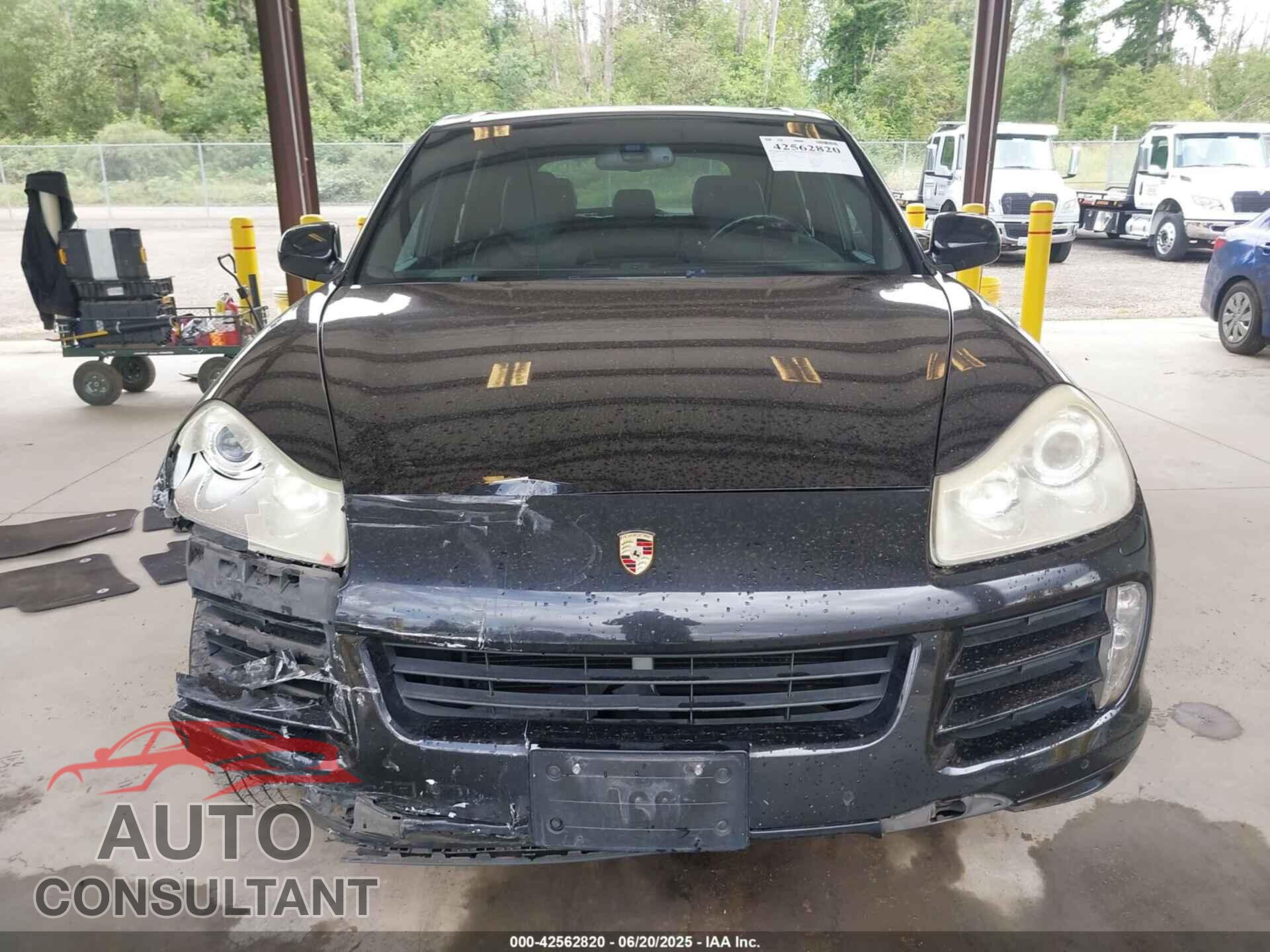 PORSCHE CAYENNE 2010 - WP1AA2AP6ALA02858