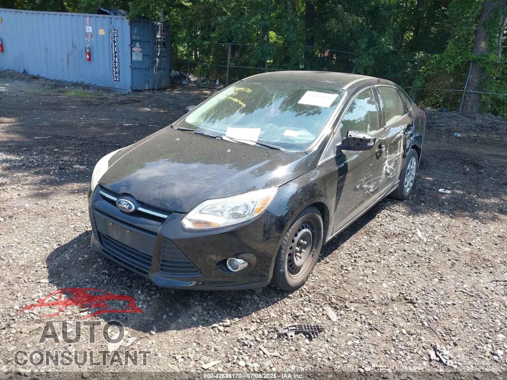 FORD FOCUS 2012 - 1FAHP3F27CL269758