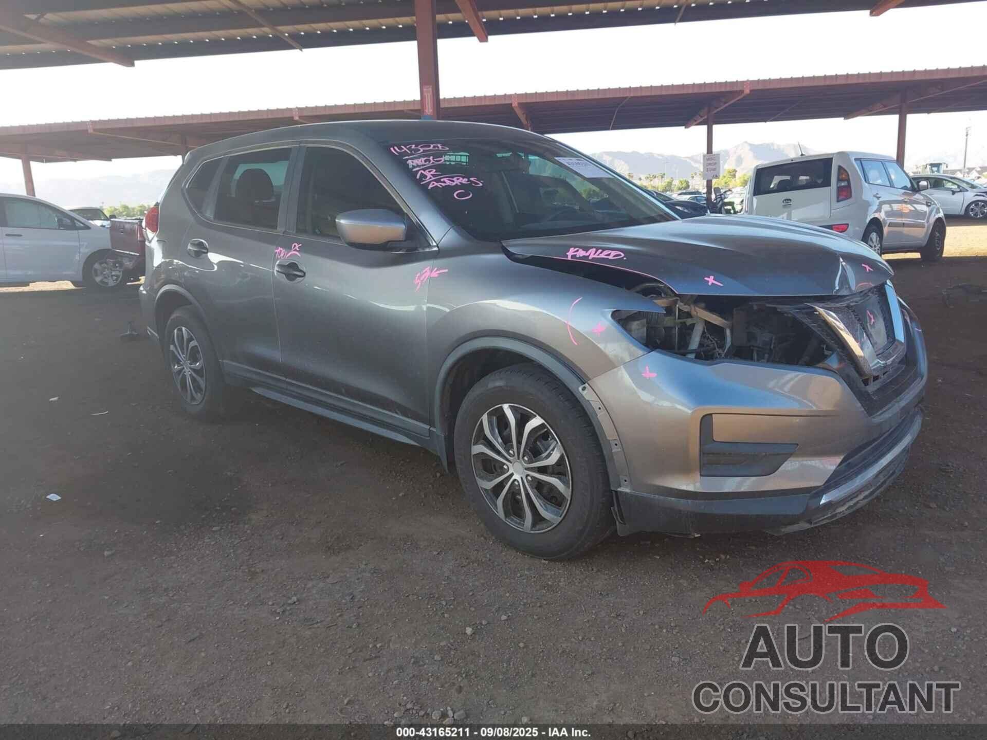 NISSAN ROGUE 2017 - KNMAT2MTXHP571056