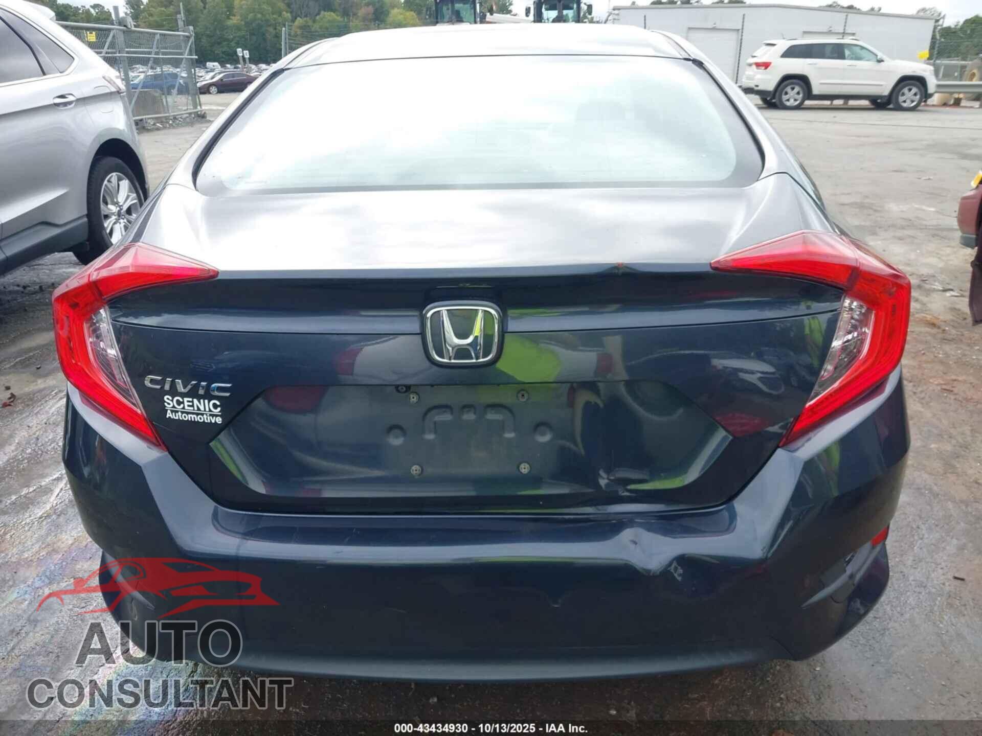 HONDA CIVIC 2018 - 2HGFC2F57JH579356