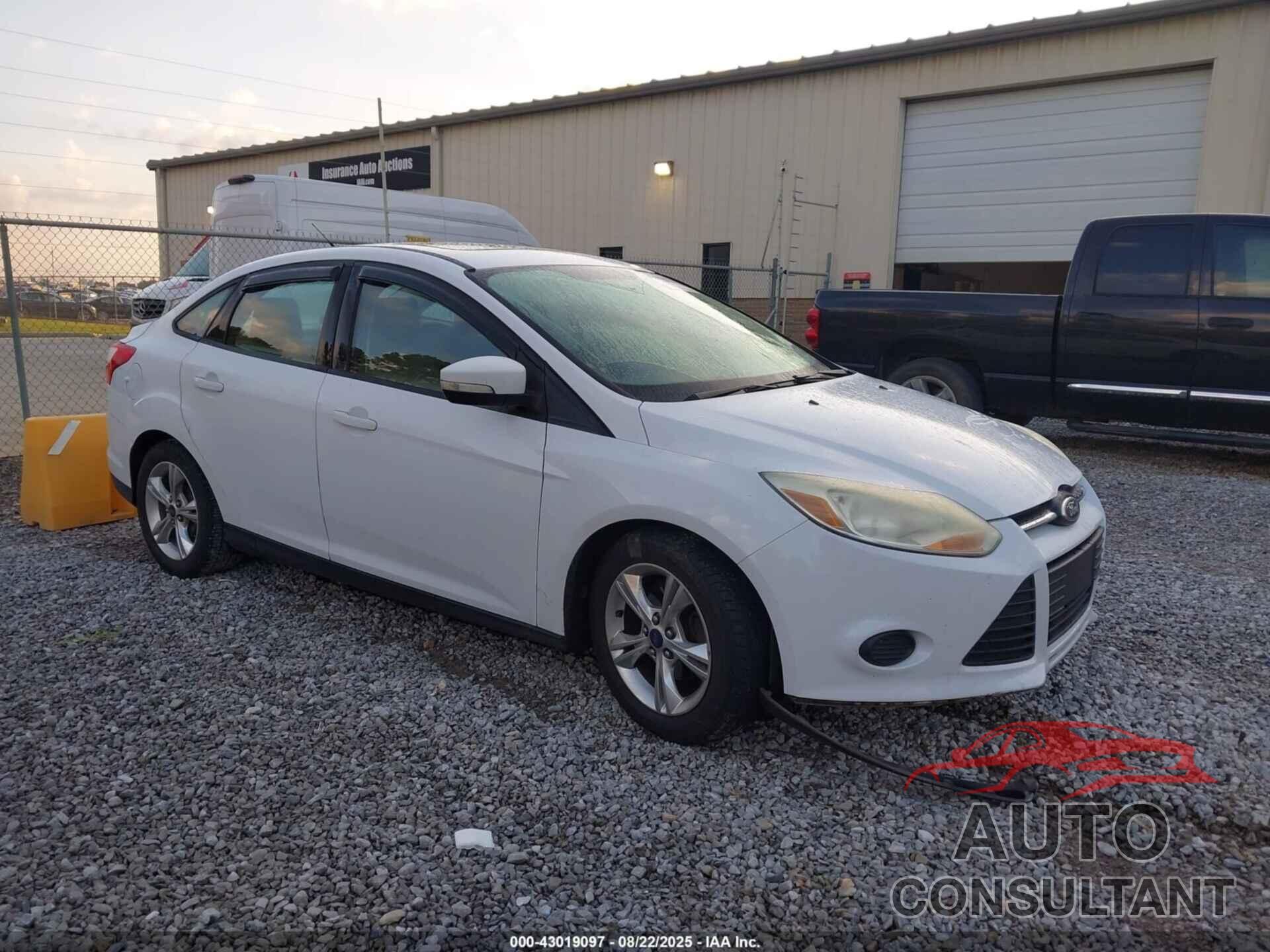 FORD FOCUS 2014 - 1FADP3F28EL202720