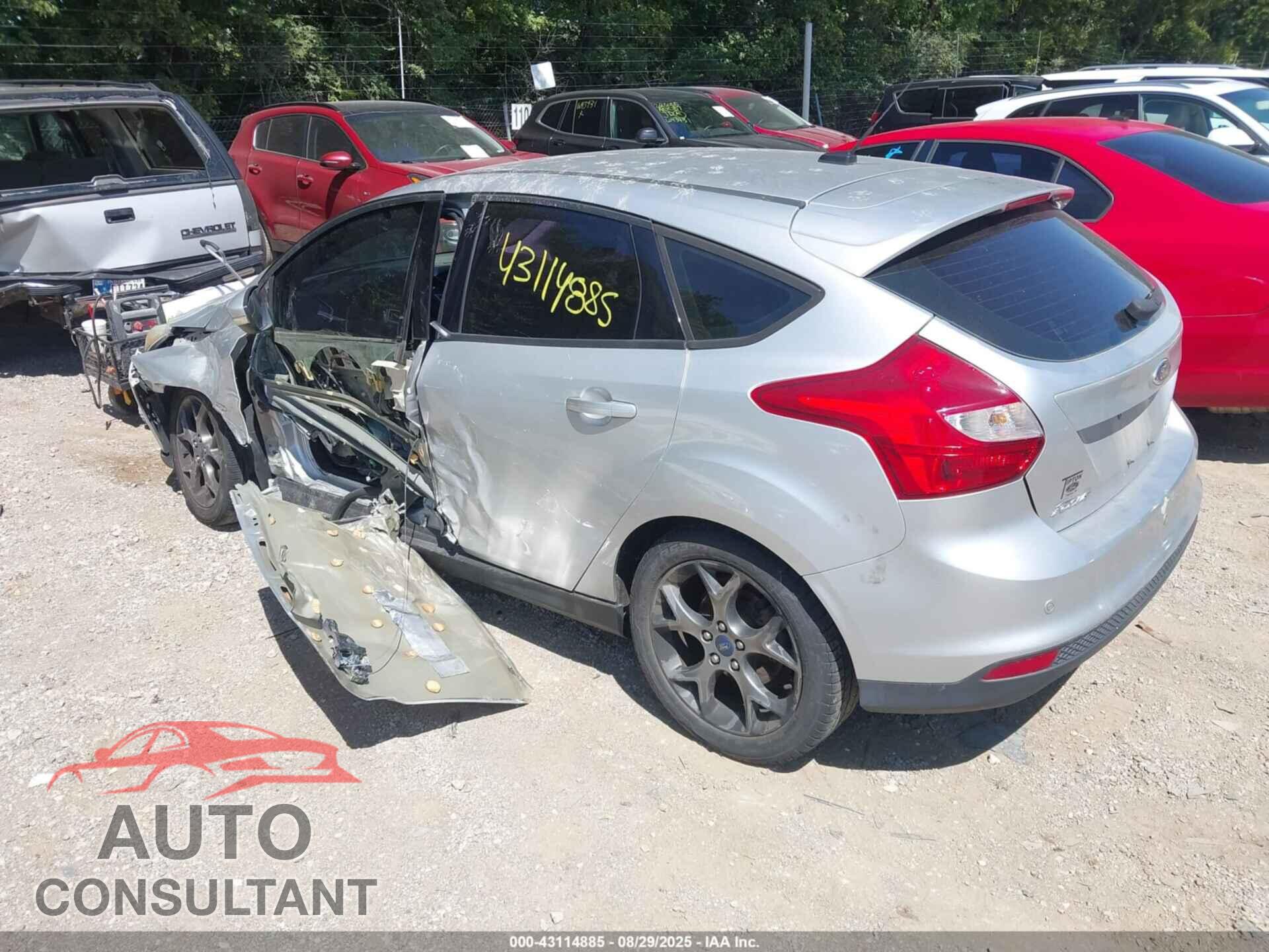 FORD FOCUS 2014 - 1FADP3K23EL160737