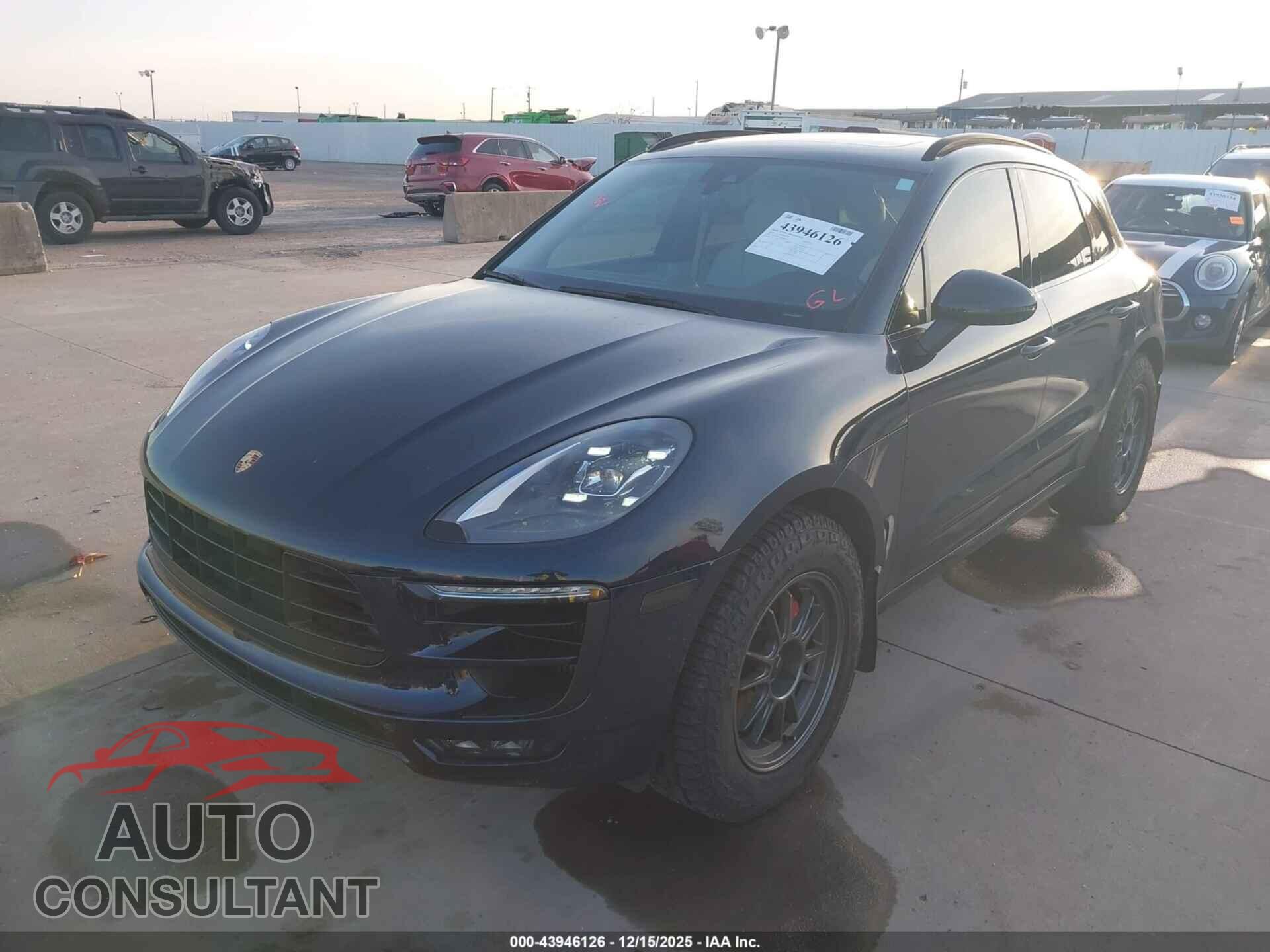 PORSCHE MACAN 2018 - WP1AG2A55JLB62436