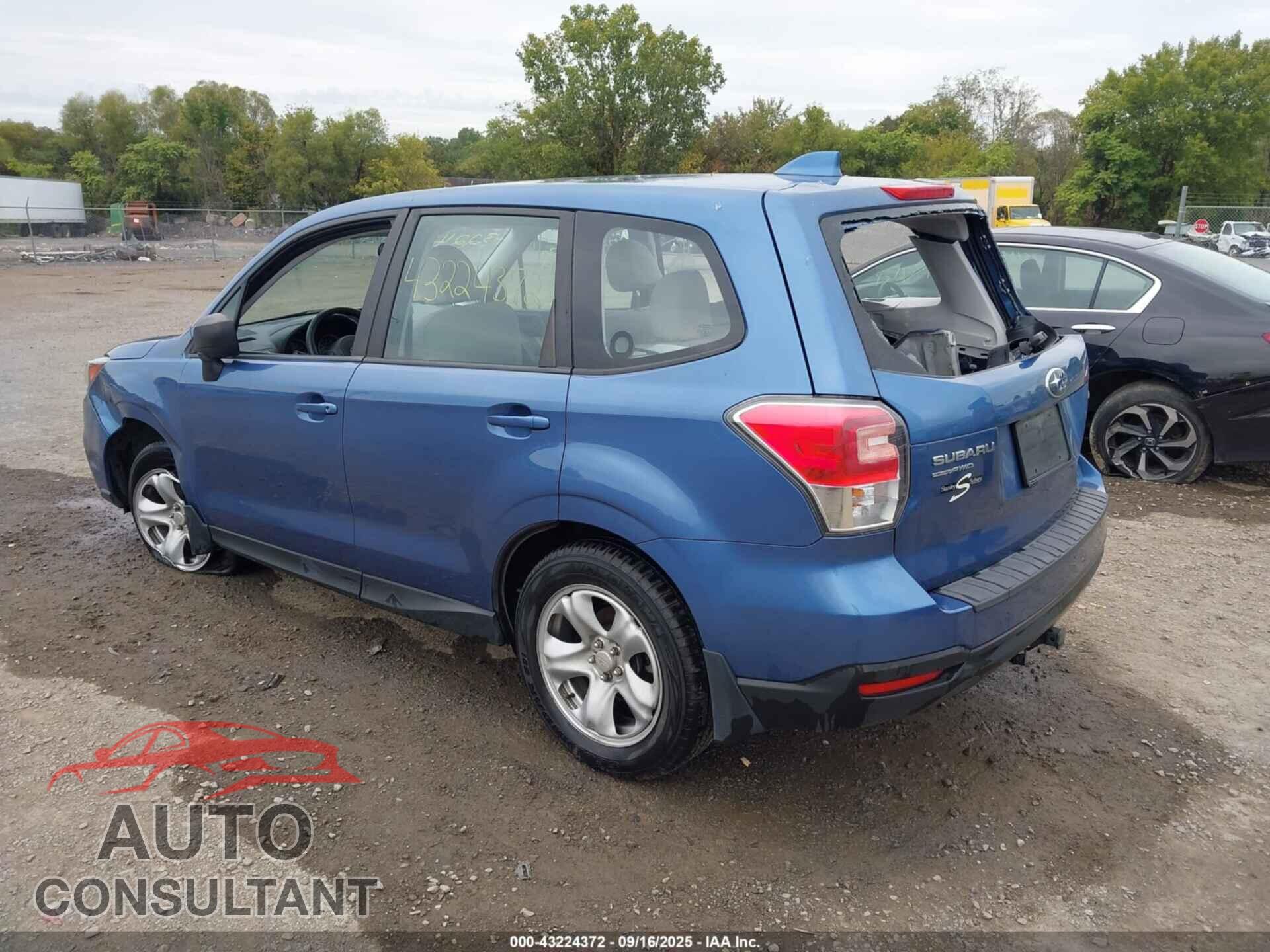 SUBARU FORESTER 2018 - JF2SJAAC5JG520631