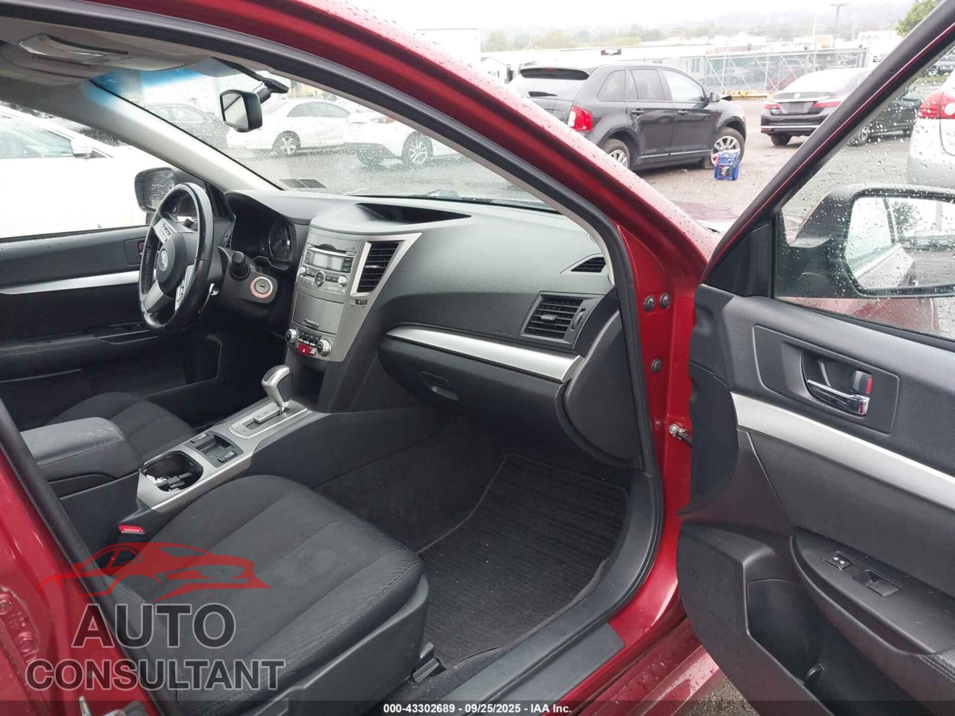 SUBARU LEGACY 2010 - 4S3BMBC61A3220501