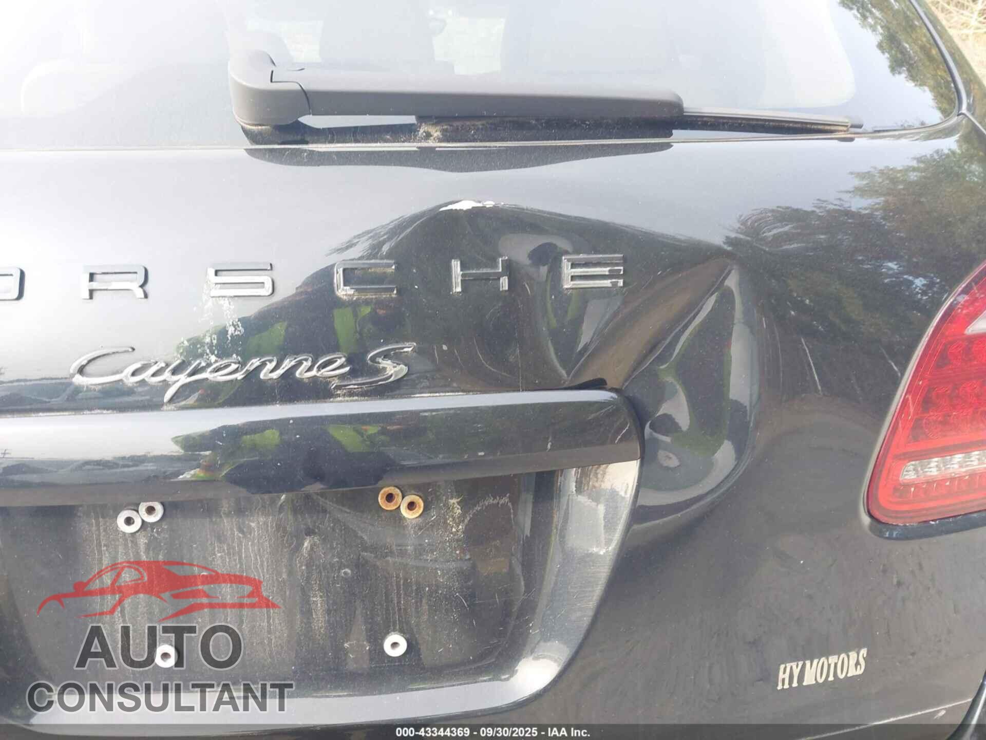 PORSCHE CAYENNE 2011 - WP1AB2A2XBLA45750
