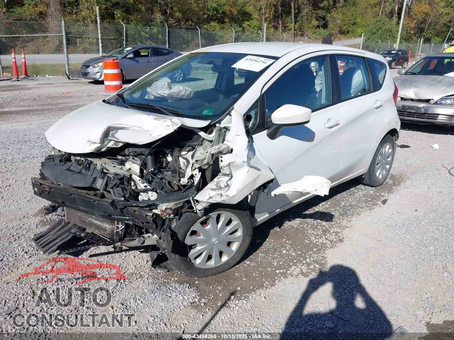 NISSAN VERSA NOTE 2015 - 3N1CE2CP4FL365041
