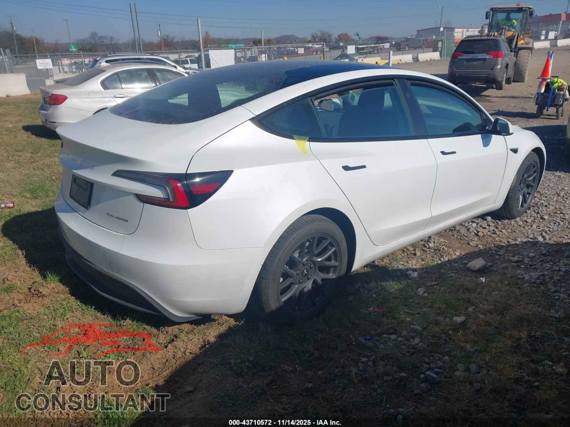 TESLA MODEL 3 2024 - 5YJ3E1EB3RF801373