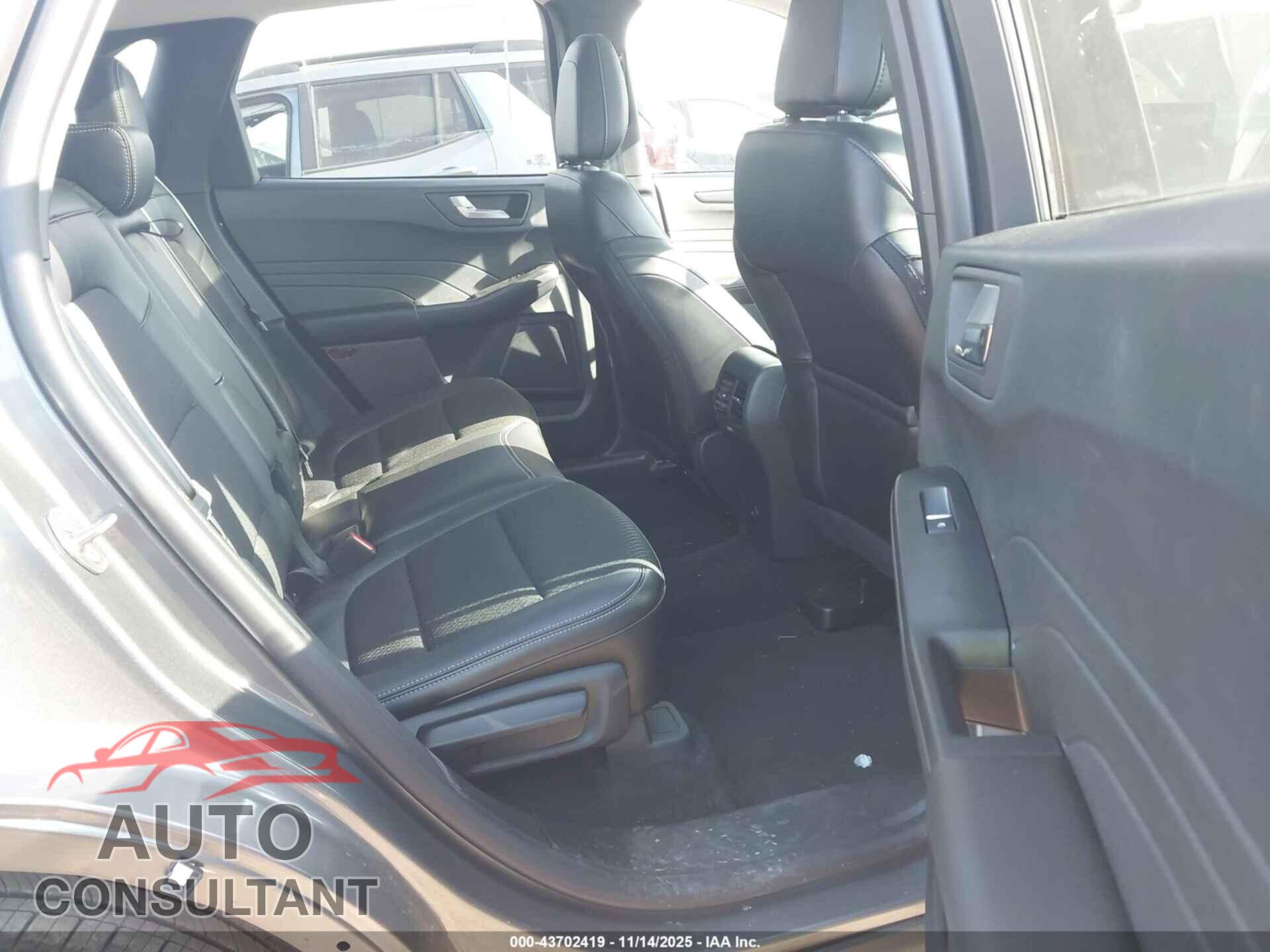 FORD ESCAPE 2025 - 1FMCU0E10SUA16824