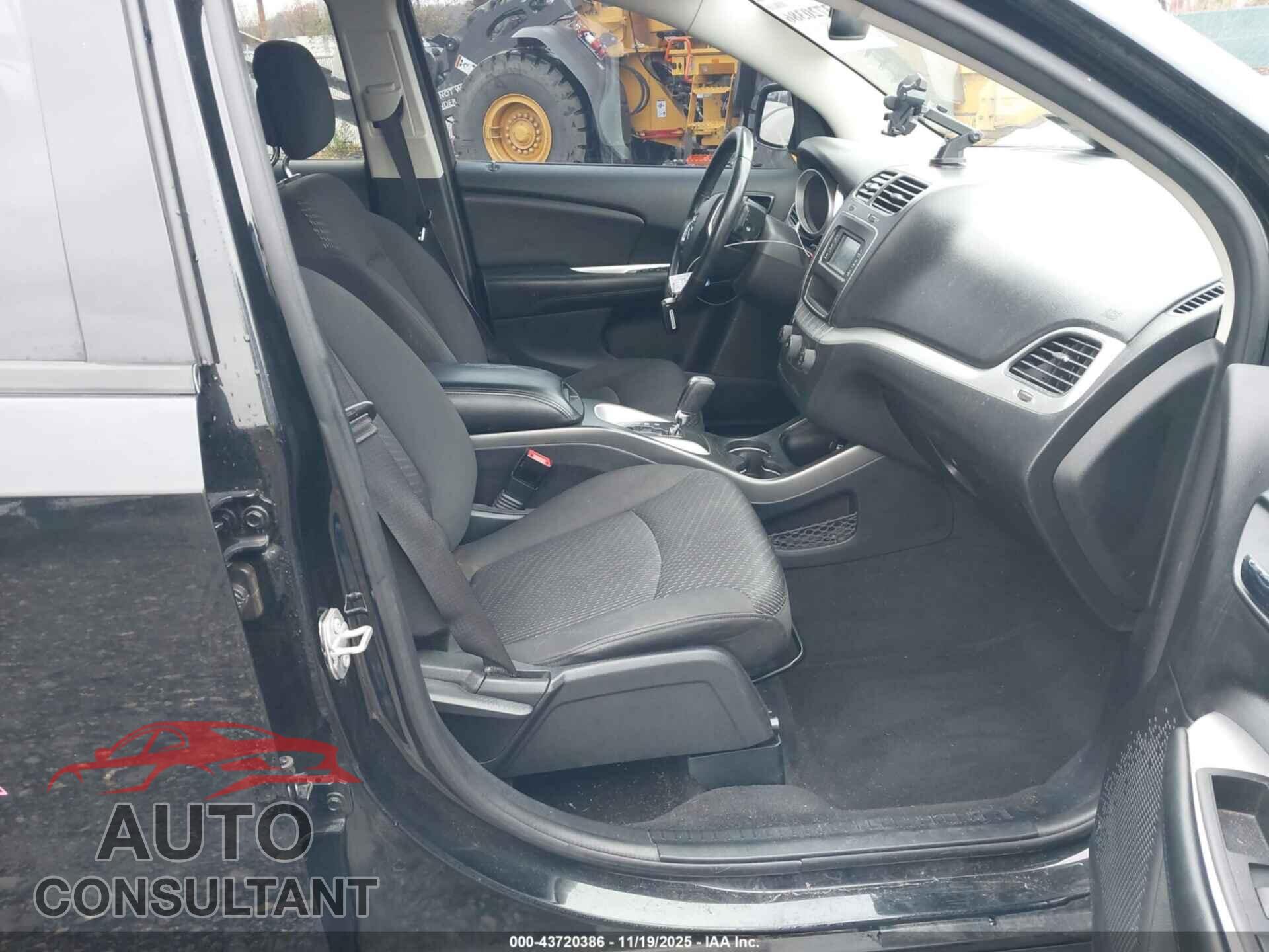 DODGE JOURNEY 2017 - 3C4PDCBB0HT545651