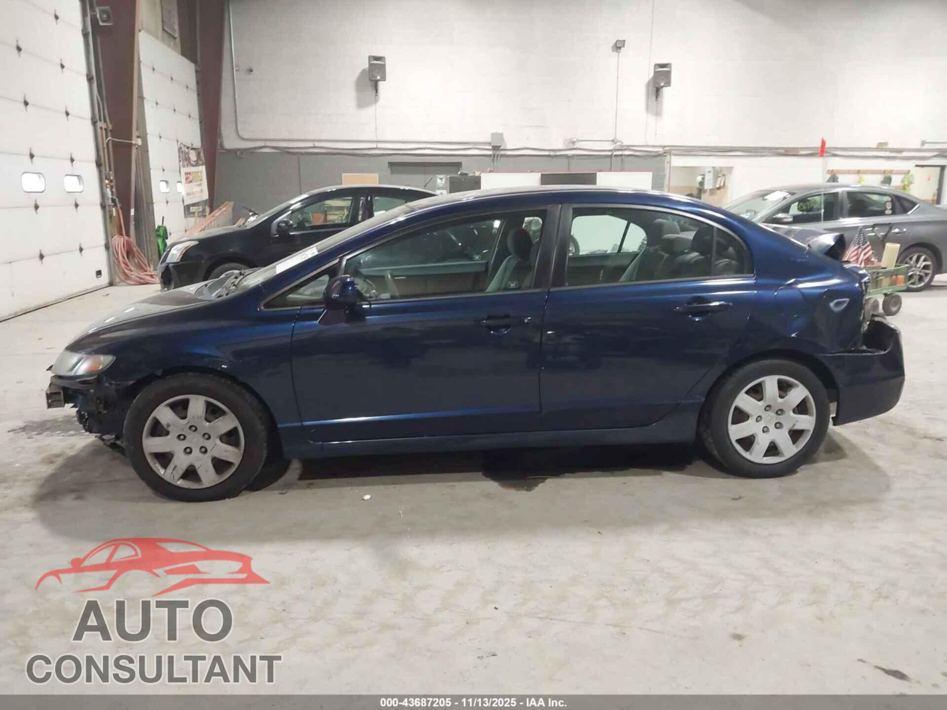 HONDA CIVIC 2011 - 2HGFA1F52BH517249