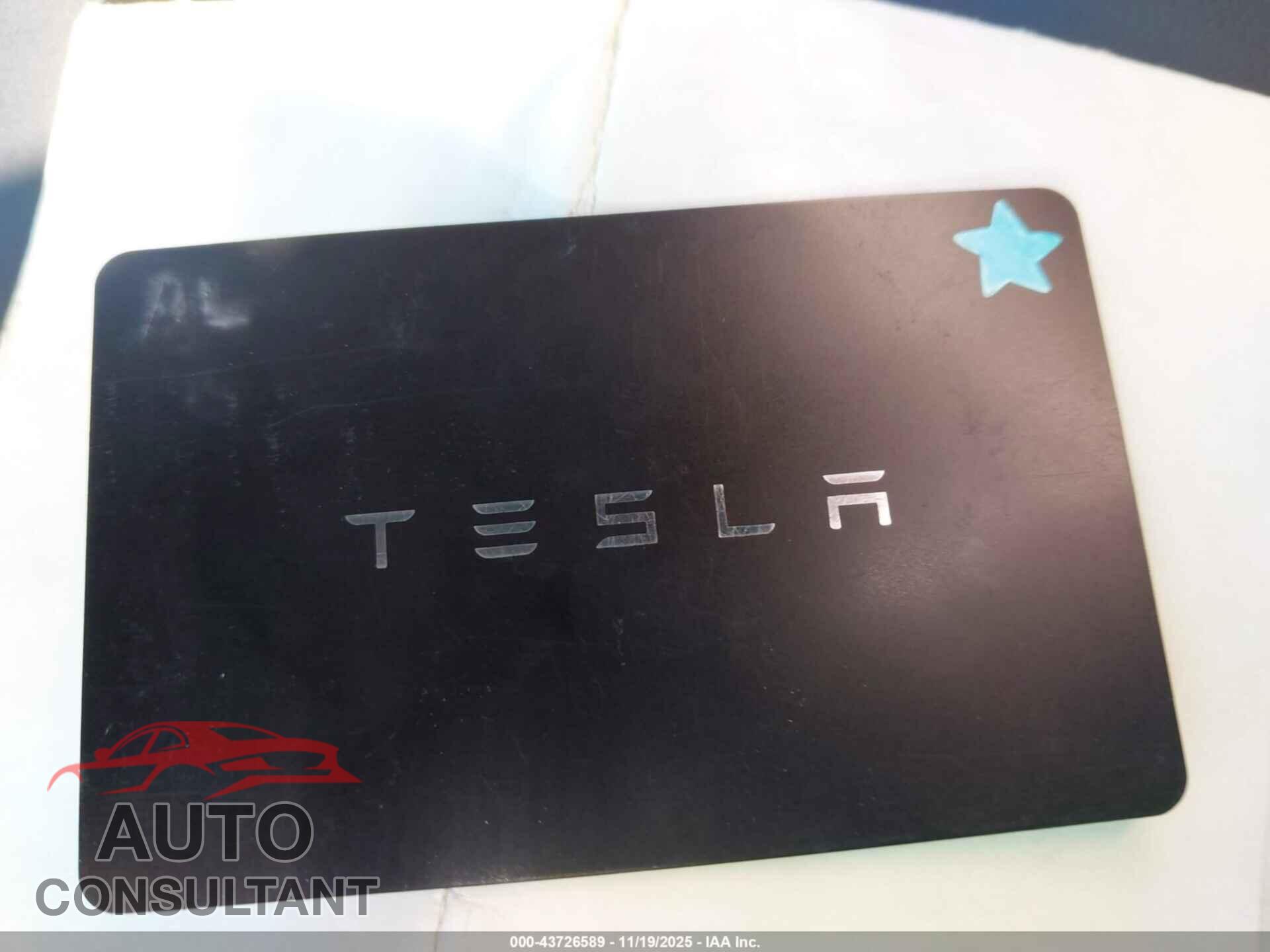 TESLA MODEL 3 2025 - 5YJ3E1EA9SF058411