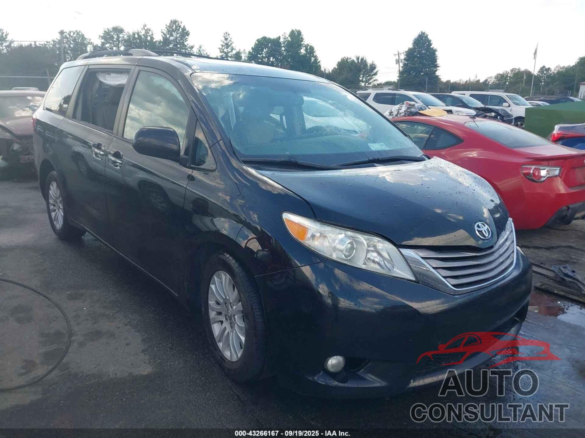 TOYOTA SIENNA 2017 - 5TDYZ3DC9HS834503