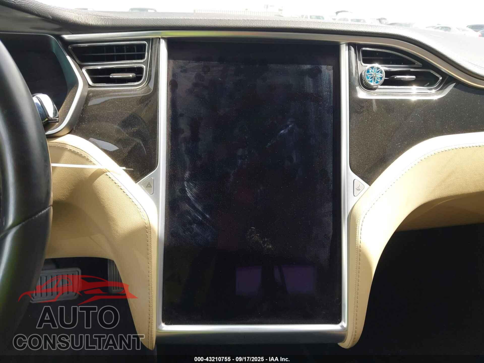 TESLA MODEL S 2013 - 5YJSA1CN2DFP07286