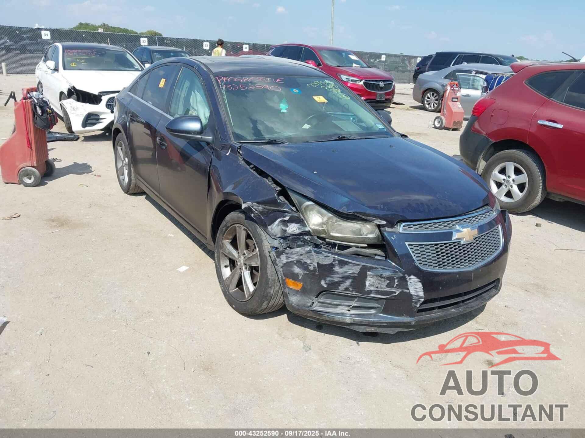 CHEVROLET CRUZE 2014 - 1G1PE5SB3E7128428