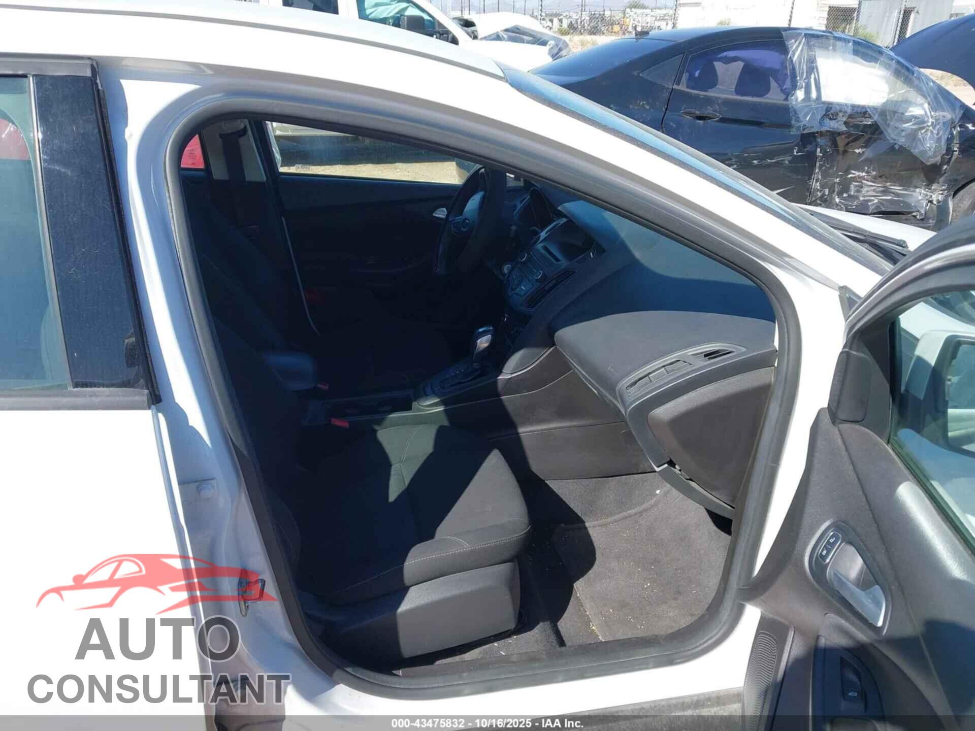 FORD FOCUS 2016 - 1FADP3F21GL379676