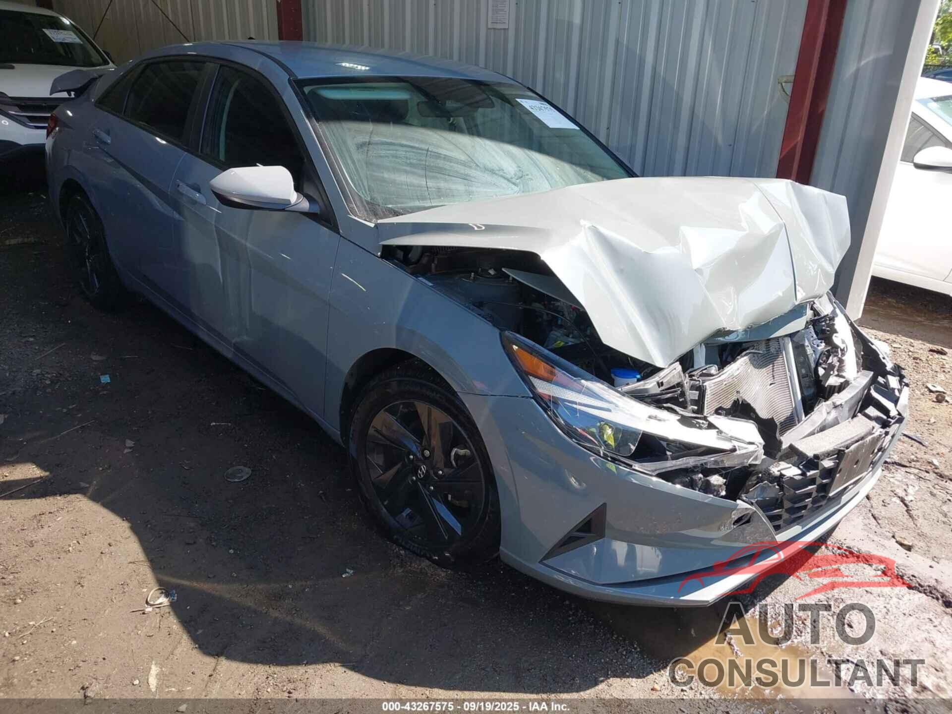 HYUNDAI ELANTRA 2023 - KMHLM4AGXPU375526