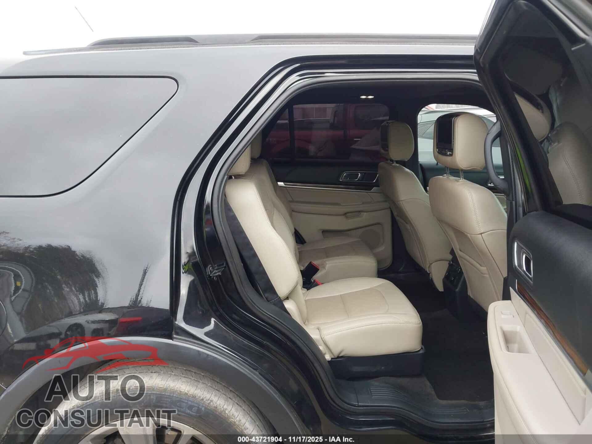FORD EXPLORER 2018 - 1FM5K7FH0JGB39099