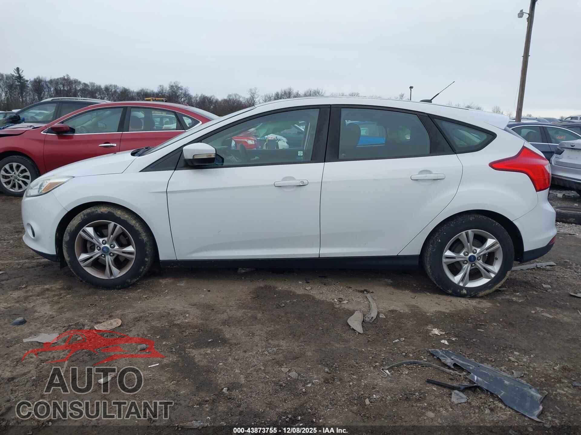 FORD FOCUS 2013 - 1FADP3K27DL199247
