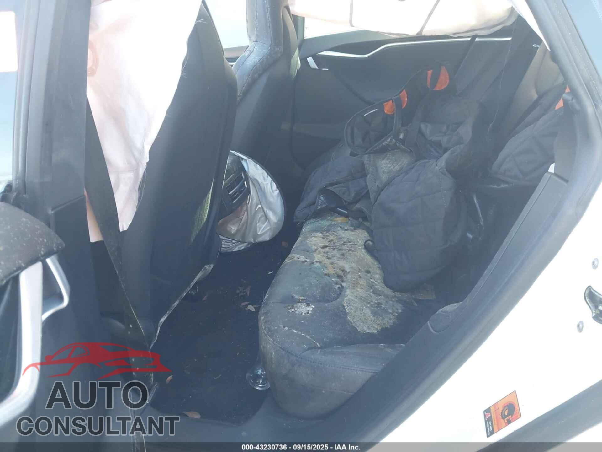 TESLA MODEL S 2016 - 5YJSA1E15GF130672