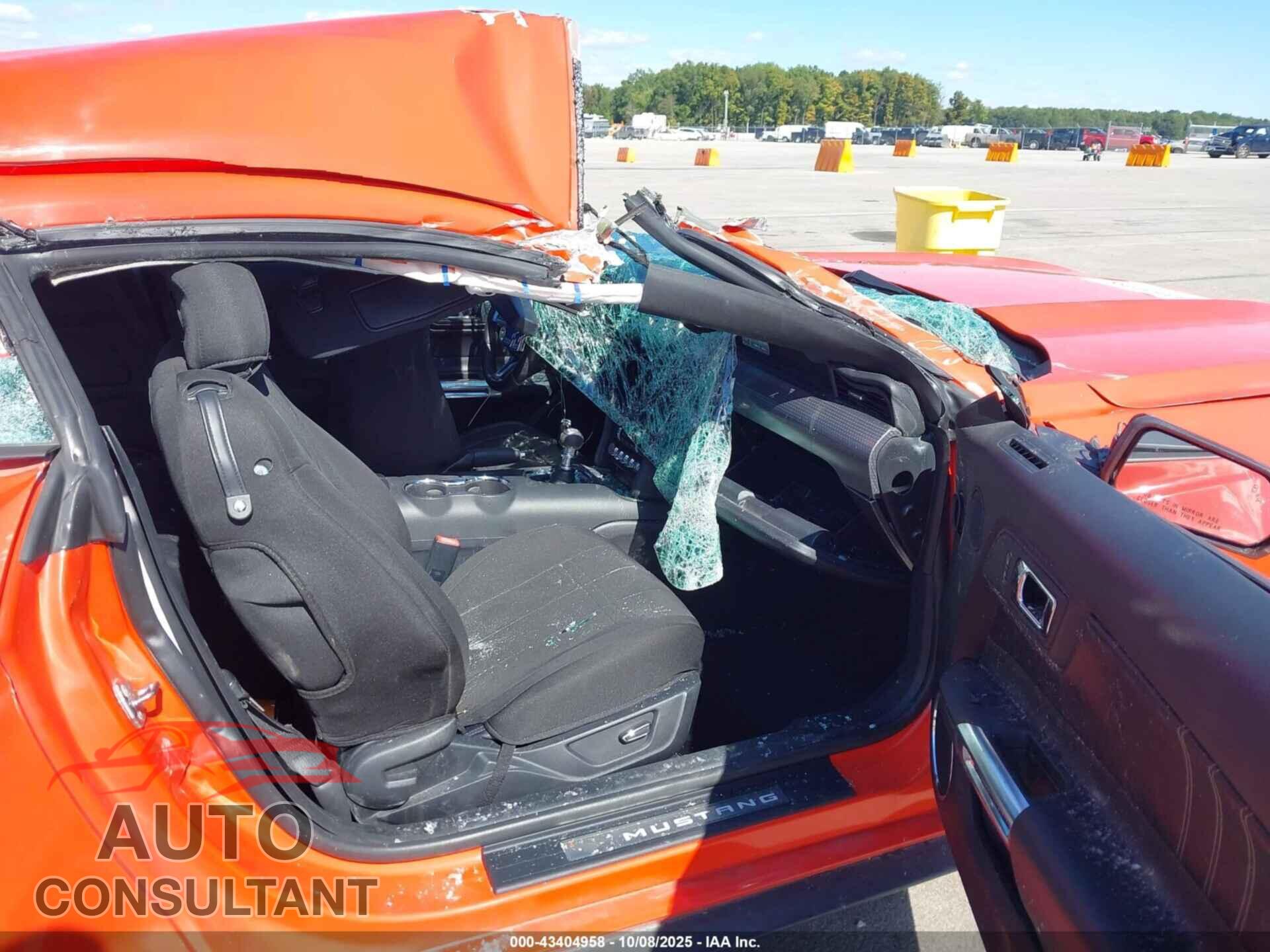 FORD MUSTANG 2015 - 1FA6P8CF3F5340703