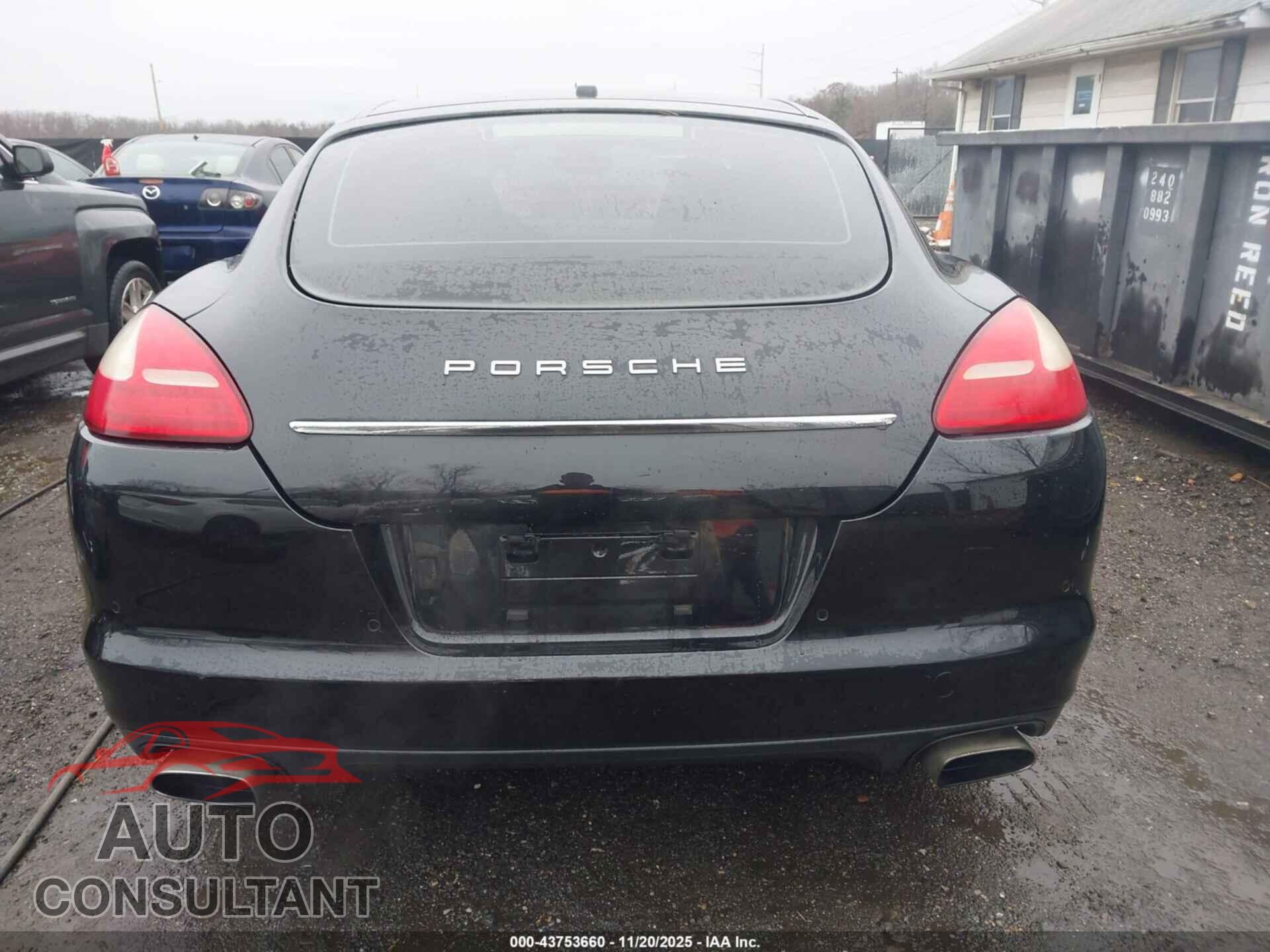 PORSCHE PANAMERA 2011 - WP0AA2A70BL017956