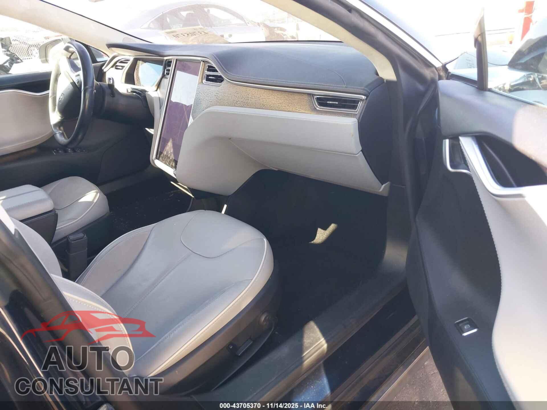 TESLA MODEL S 2012 - 5YJSA1DP9CFP01533
