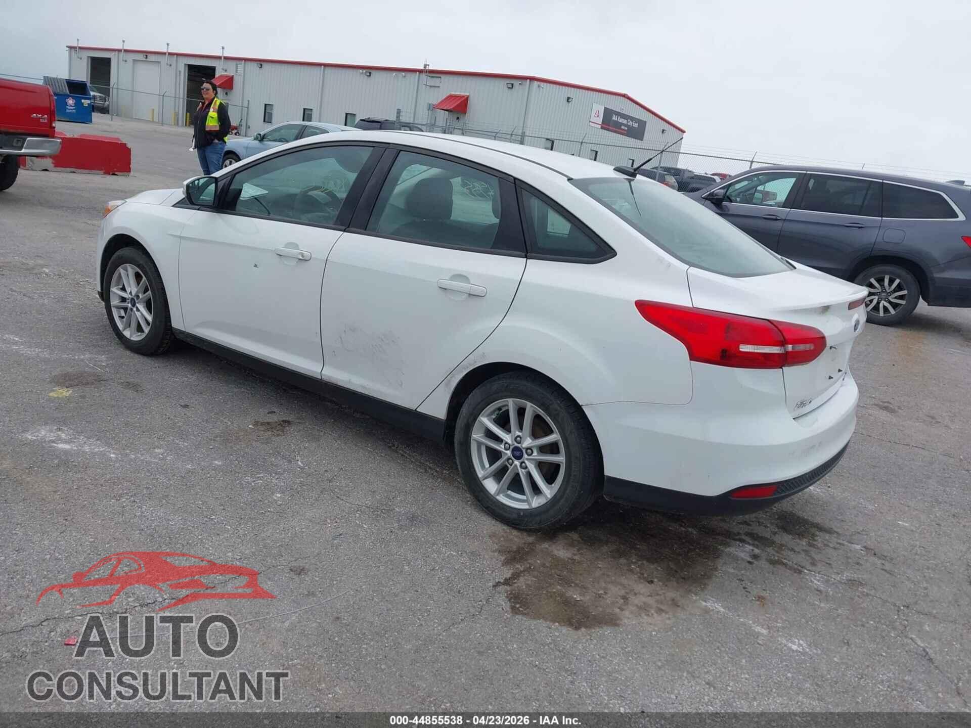 FORD FOCUS 2016 - 1FADP3F22GL373210