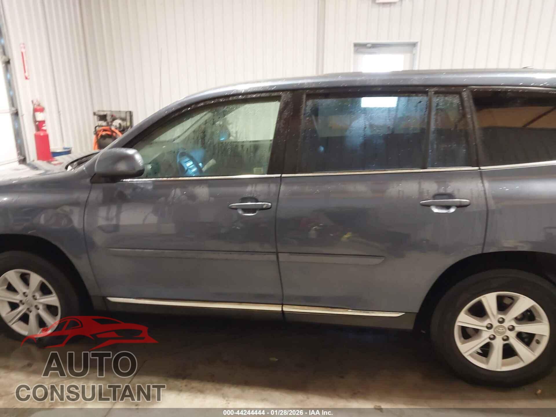 TOYOTA HIGHLANDER 2011 - 5TDZK3EH2BS047760